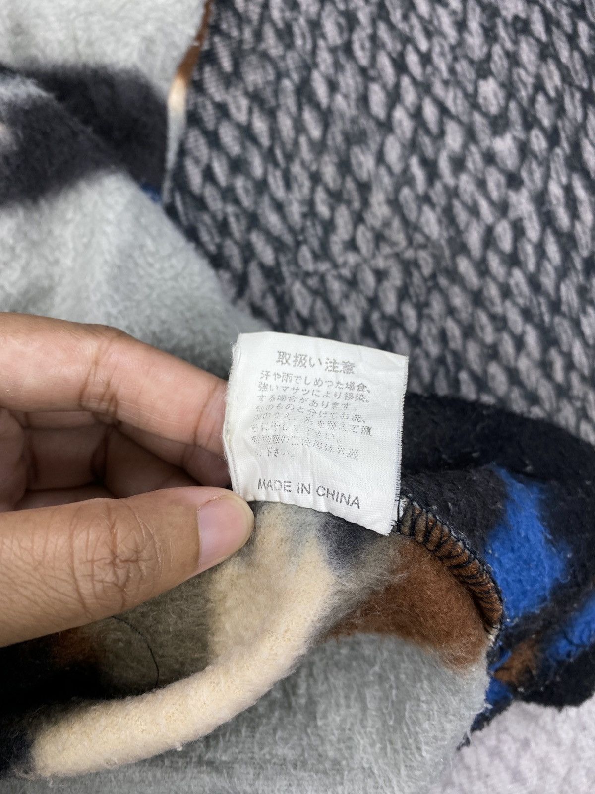 Japanese Brand Vintage Port Arthur Quarter Zip Aztex Print Fleece Shirt Size US L / EU 52-54 / 3 - 10 Thumbnail