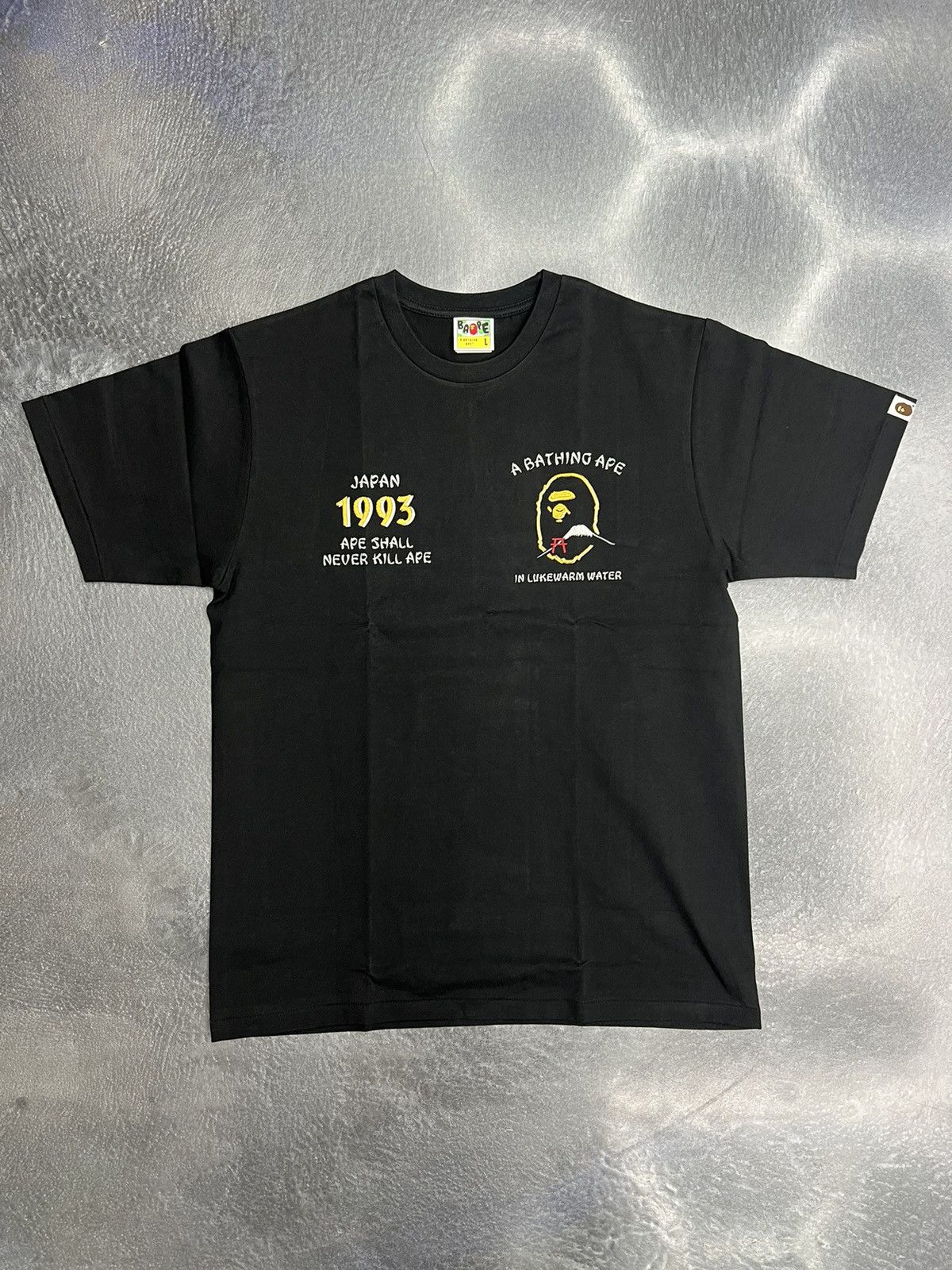 Bape Bape Japan Souvenir T-Shirt Size US L / EU 52-54 / 3 - 1 Thumbnail