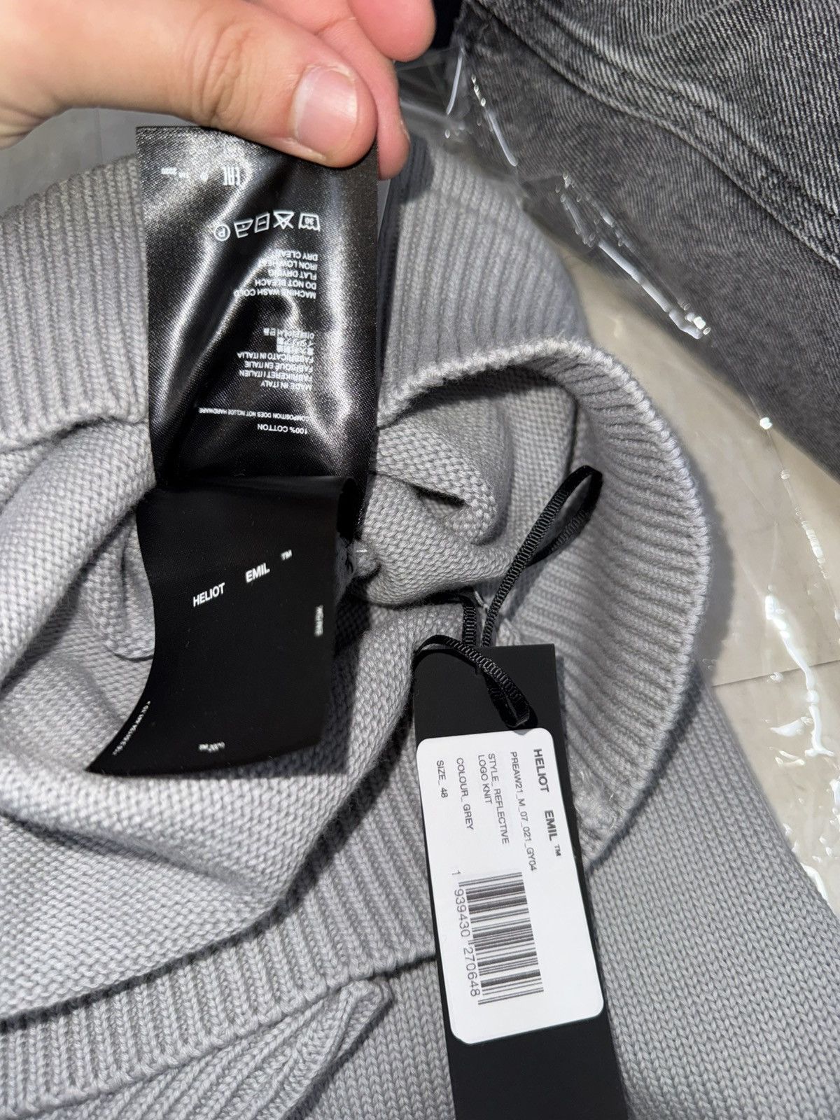 Heliot Emil [48] Heliot Emil Reflective Logo Crewneck Knit Size US L / EU 52-54 / 3 - 17 Thumbnail