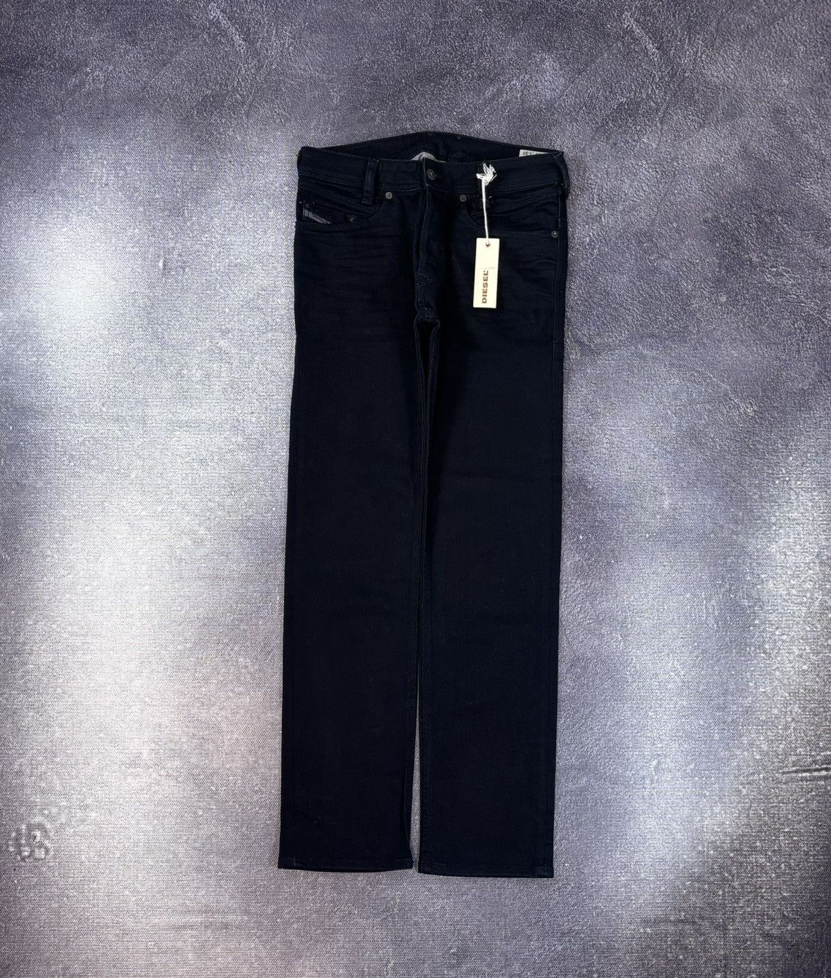 Diesel Diesel Iakop NWT Men’s Regular Slim Tapered Navy Denim Jeans Size US 26 / EU 42 - 1 Thumbnail