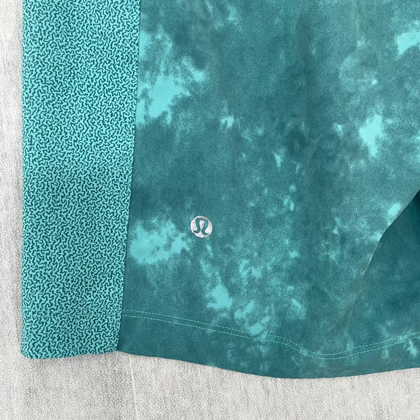 Lululemon VINTAGE Lululemon Shorts Athletic M Men Drawstring Green Gym Casual Activewear Size US 31 - 5 Thumbnail