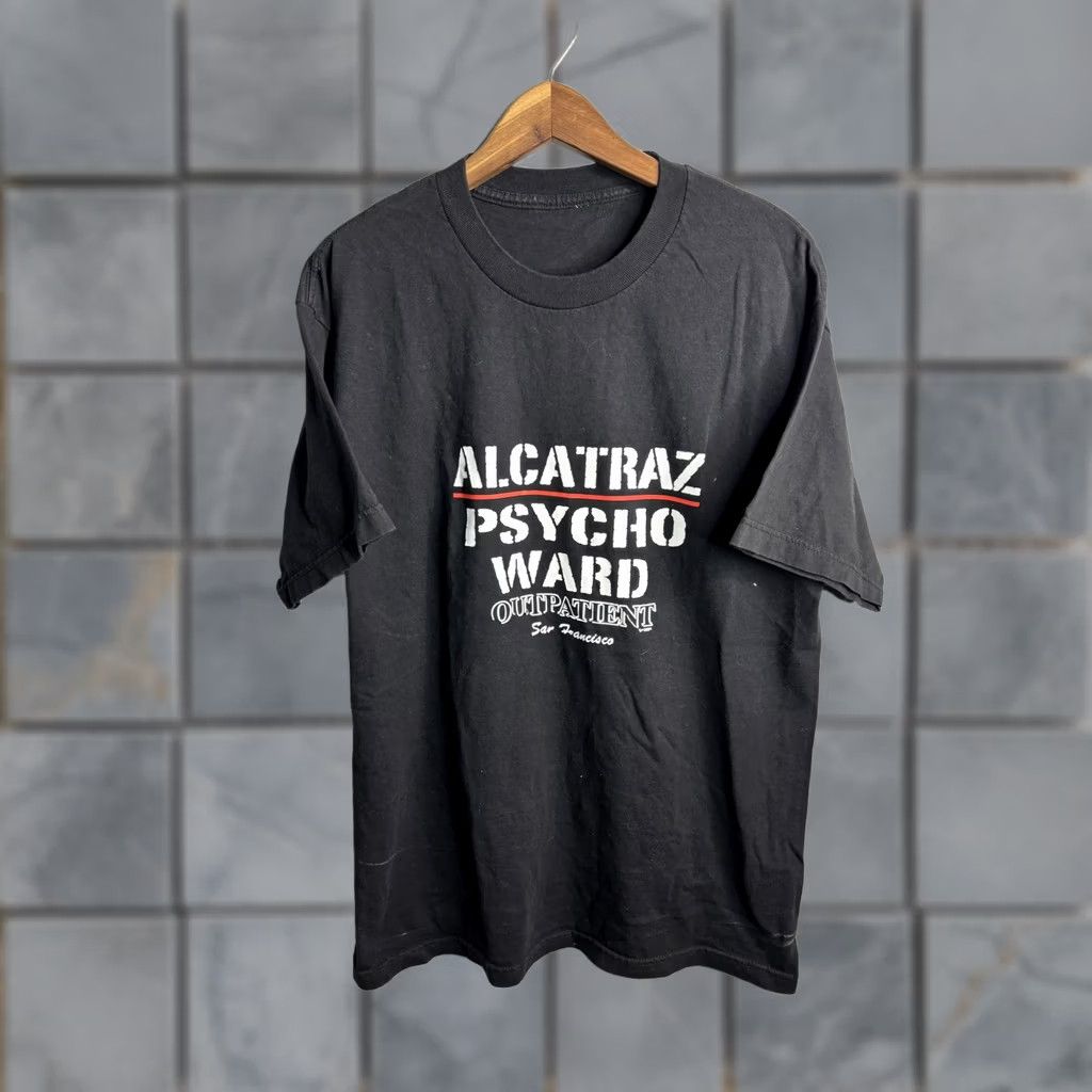Vintage VINTAGE Alcatraz Psycho Ward Shirt Mens Large Black San Francisco Outpatient Tee Size US L / EU 52-54 / 3 - 1 Thumbnail