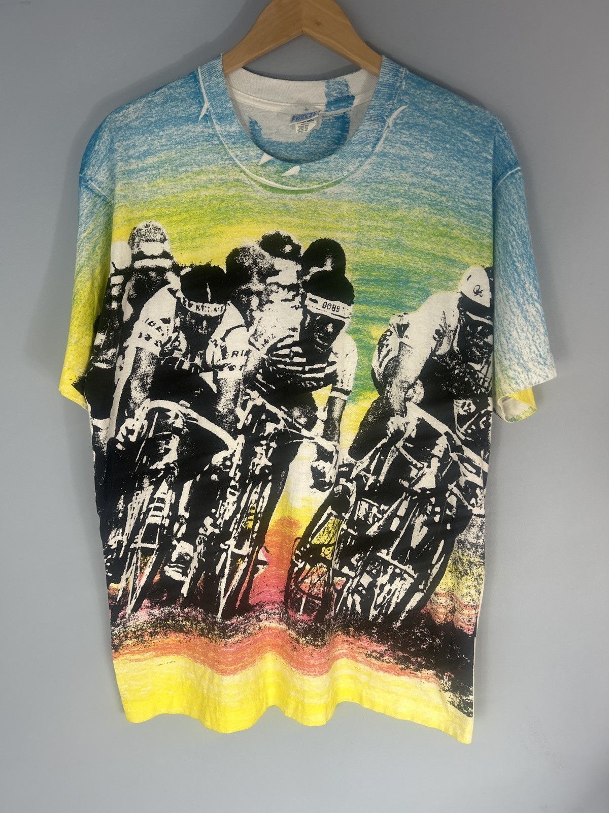 Vintage Vintage 90s All Over Print Cycling Race Tee Size US XL / EU 56 / 4 - 1 Thumbnail