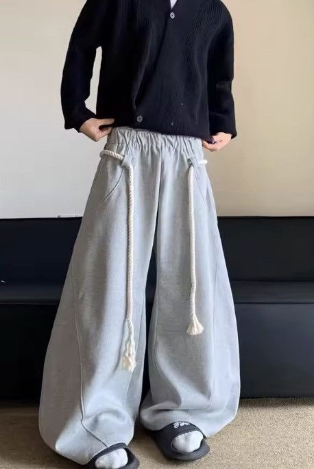 Japanese Brand Rope-Belt Wide Leg Sweatpants Size US 32 / EU 48 - 1 Thumbnail
