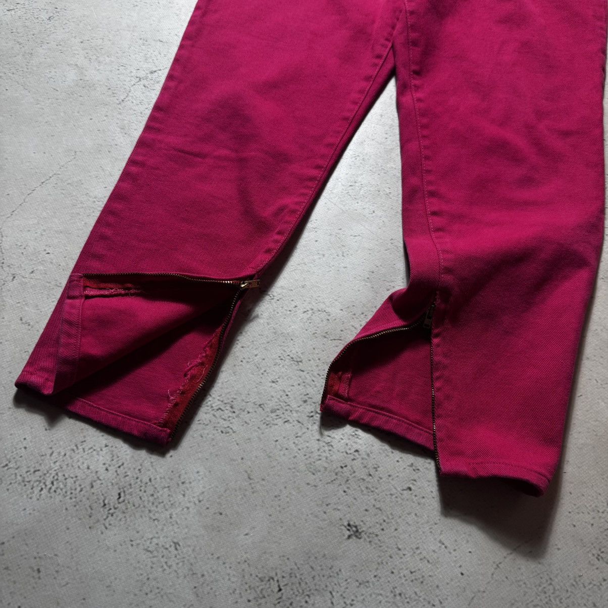 Versace × Versace Jeans Couture vintage pink versace womens jeans big logo buggy fit Size 30" / US 8 / IT 44 - 7 Thumbnail
