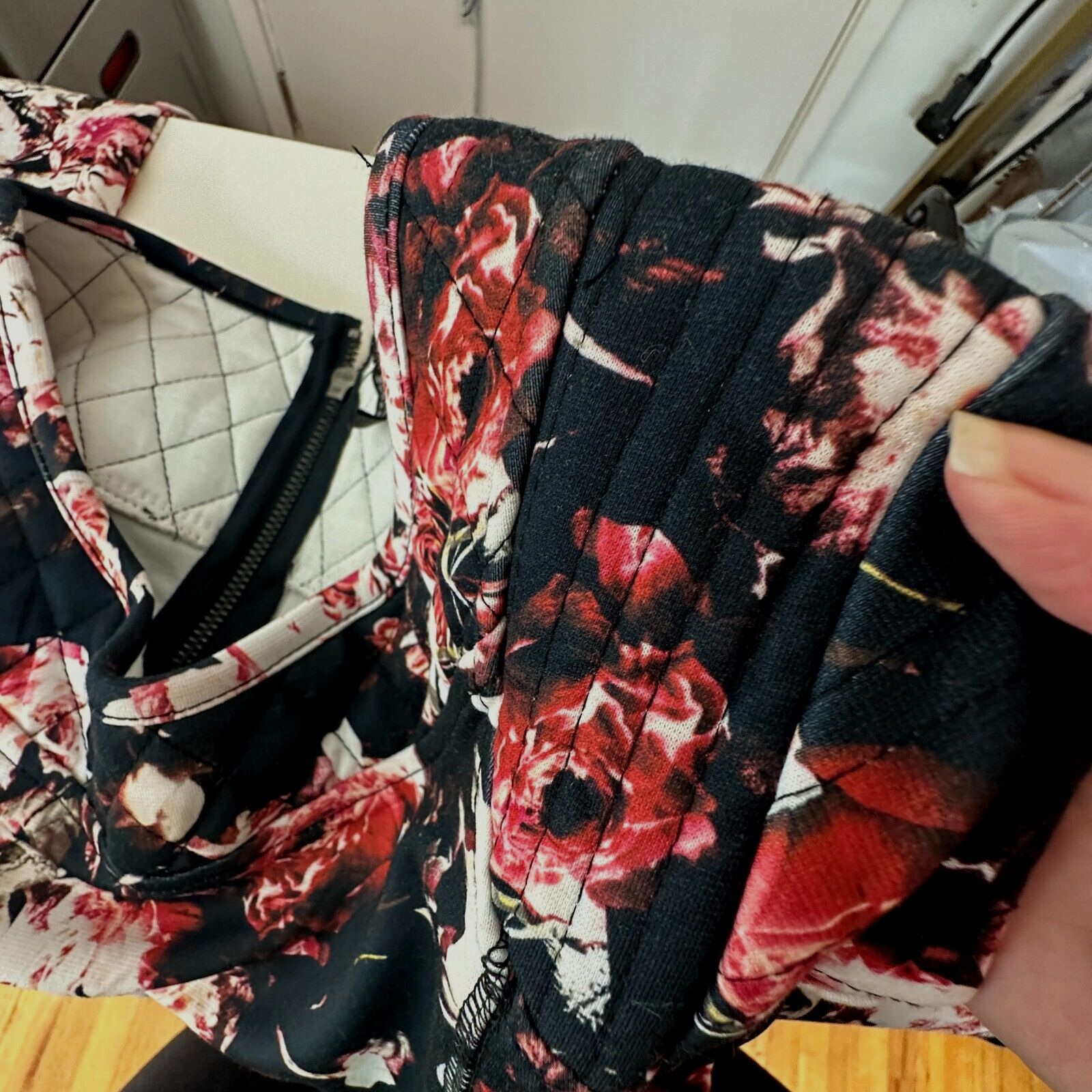 H&M H&M Black Floral 3/4 Sleeve Dress Quilted At Shoulders Zip S Size S / US 4 / IT 40 - 7 Thumbnail