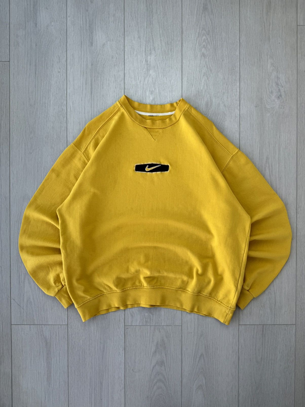 Nike Vintage Nike Sweatshirt Center Swoosh 90s Y2K Hype Drill 80s Size US M / EU 48-50 / 2 - 1 Thumbnail