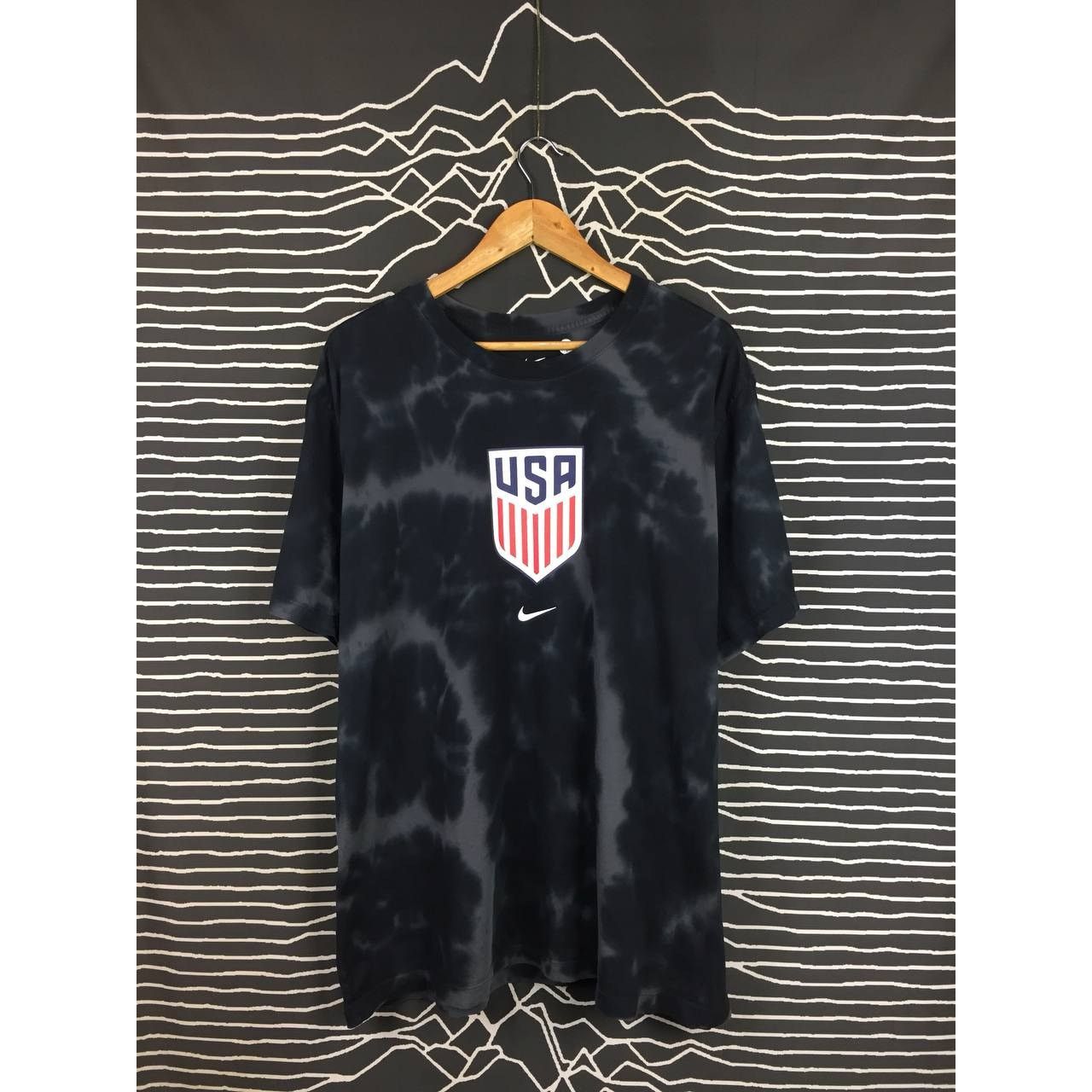 Nike × Vintage Nike USMNT Crest Logo USA National Team Soccer Tee Size US XXL / EU 58 / 5 - 2 Thumbnail