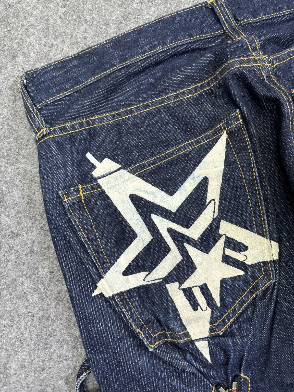 Japanese Brand 💥VERY RARE💥Lowrider Japan Selvedge Zipper Denim F698 Size US 31 - 17 Thumbnail