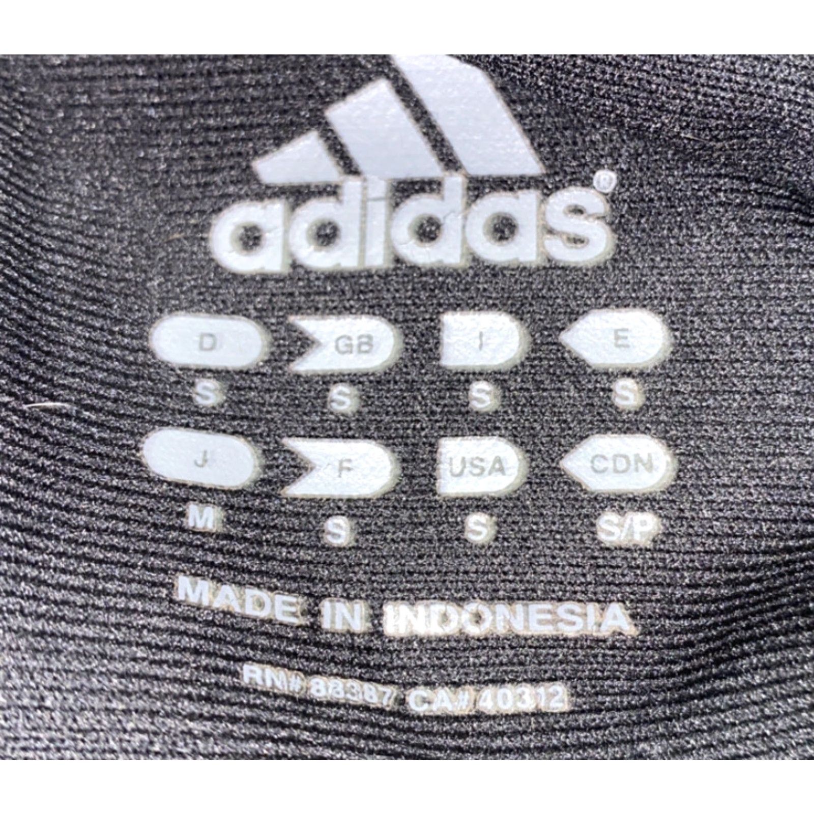 Adidas Adidas Shirt Men S Black Short Sleeve Basic T-Shirt Regular Size S Size US S / EU 44-46 / 1 - 4 Thumbnail