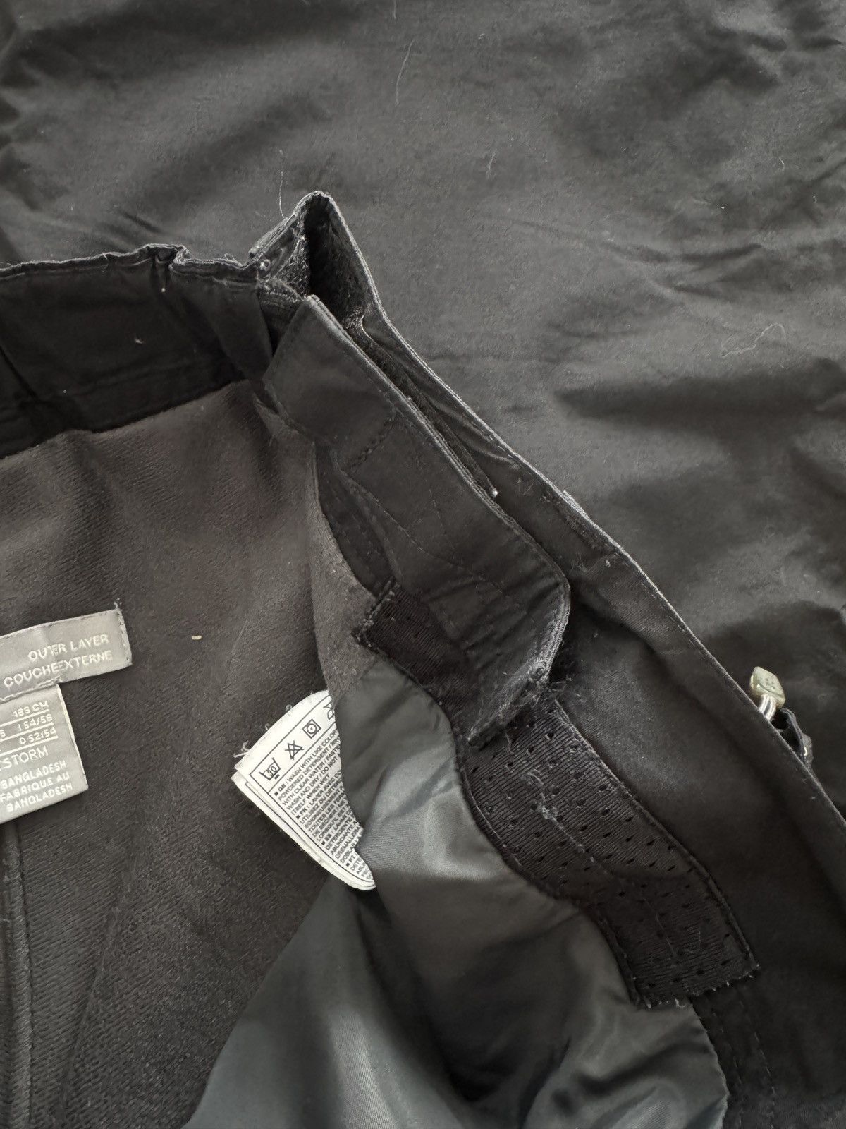 Nike ACG Nike ACG Nylon Pants Size US 33 - 11 Thumbnail