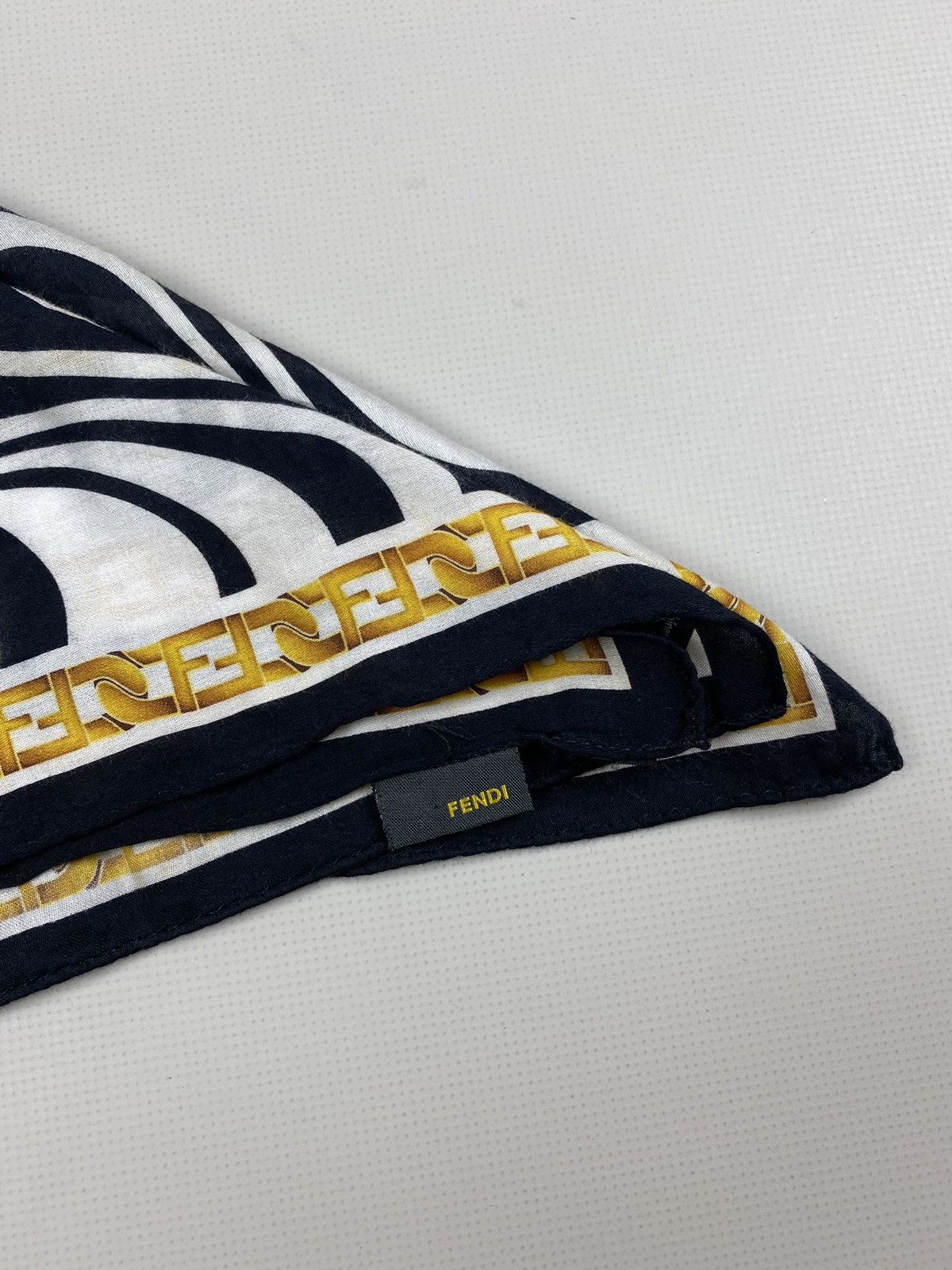 Fendi Fendi FF handkerchief monogram scarf Size ONE SIZE - 3 Thumbnail