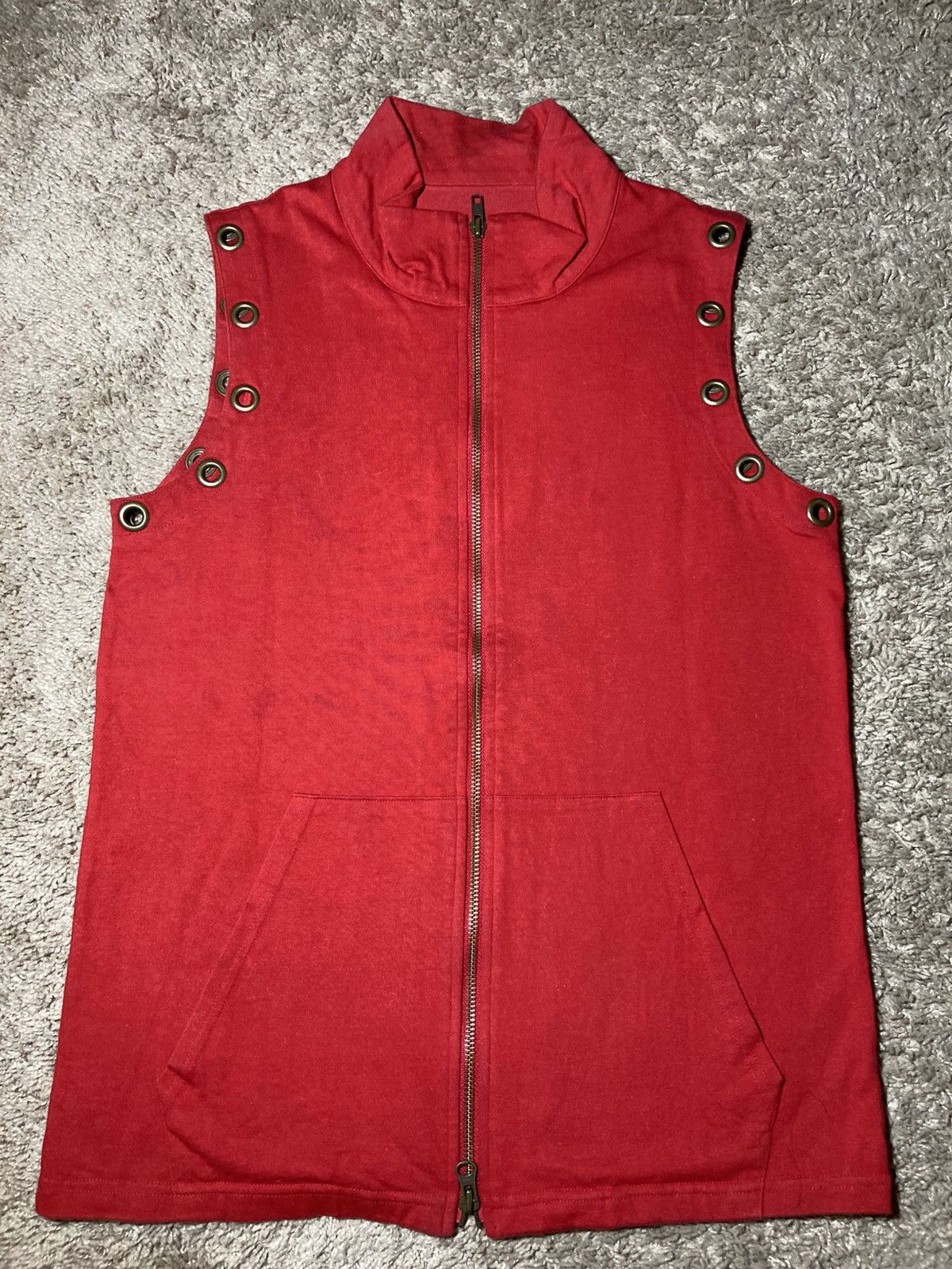 Beauty Beast SS2000 Beauty:Beast Rumble Fish Red Vest Logo Runway 2000 Size US L / EU 52-54 / 3 - 2 Thumbnail