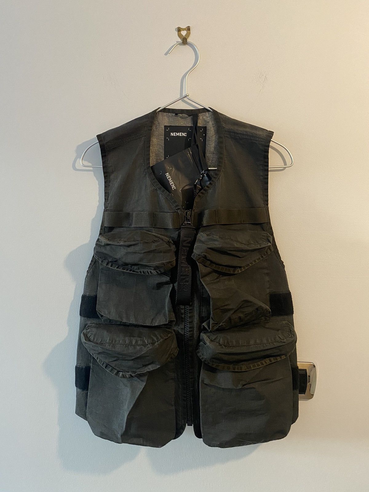 image of Nemen Flame Retardant Silver Laminated Nylon Guard Vest in Asphalt, Men's (Size Medium)