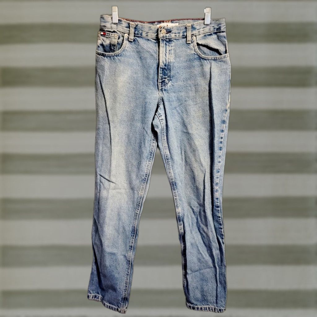 Tommy Hilfiger VINTAGE Tommy Hilfiger Boyfriend Jeans 6 31" Inseam Womens Light Blue 5-Pocket Logo Jeans Women's Size 28" / US 6 / IT 42 - 1 Thumbnail