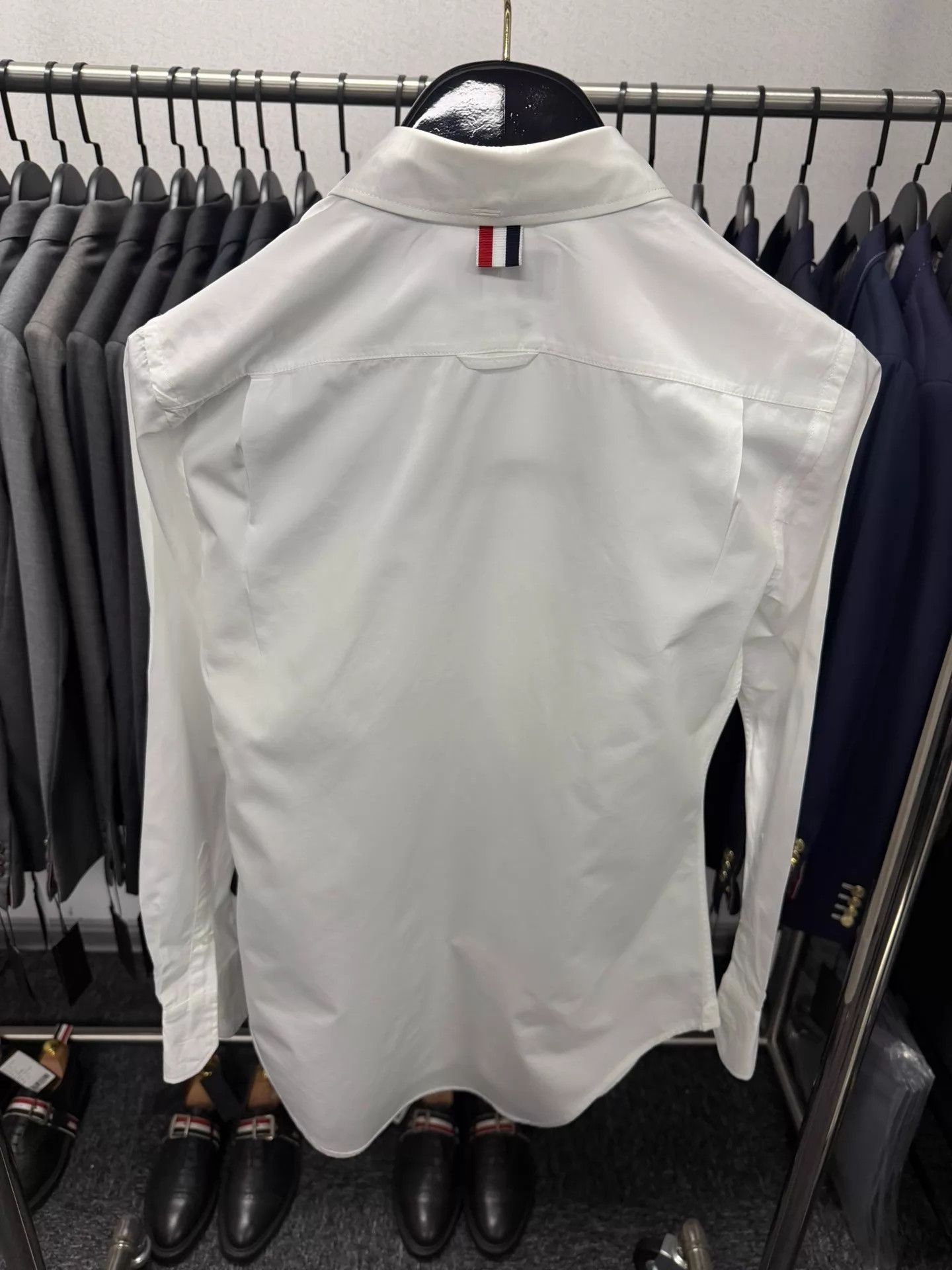 Thom Browne Thom Browne Women's 3-Color Placket White Poplin Shirt Size M / US 6-8 / IT 42-44 - 2 Thumbnail