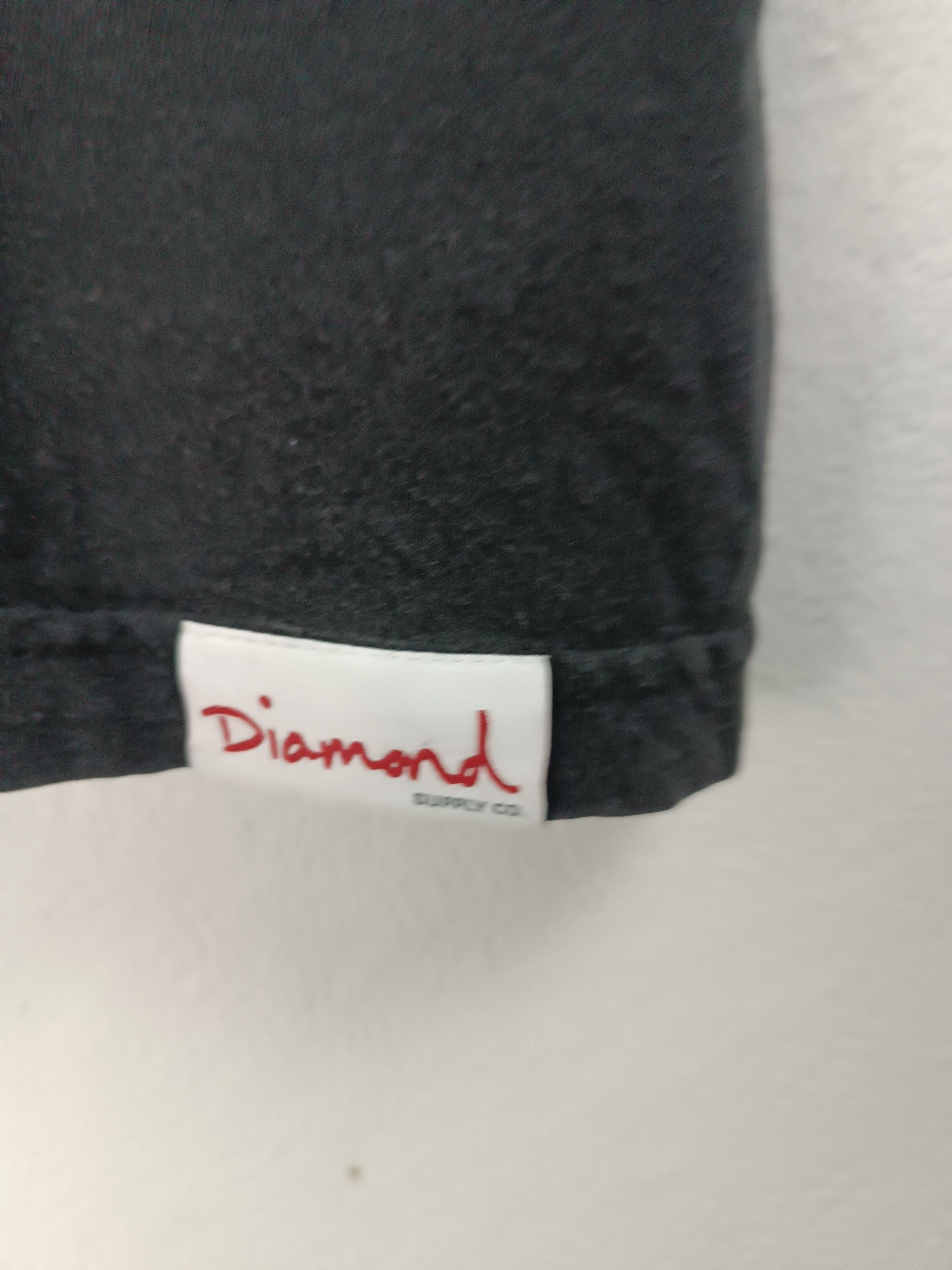 Diamond Supply Co. THRASHED FADED DIAMOND SUPPLY CO FINGER TEE VERY RARE Size US L / EU 52-54 / 3 - 12 Thumbnail