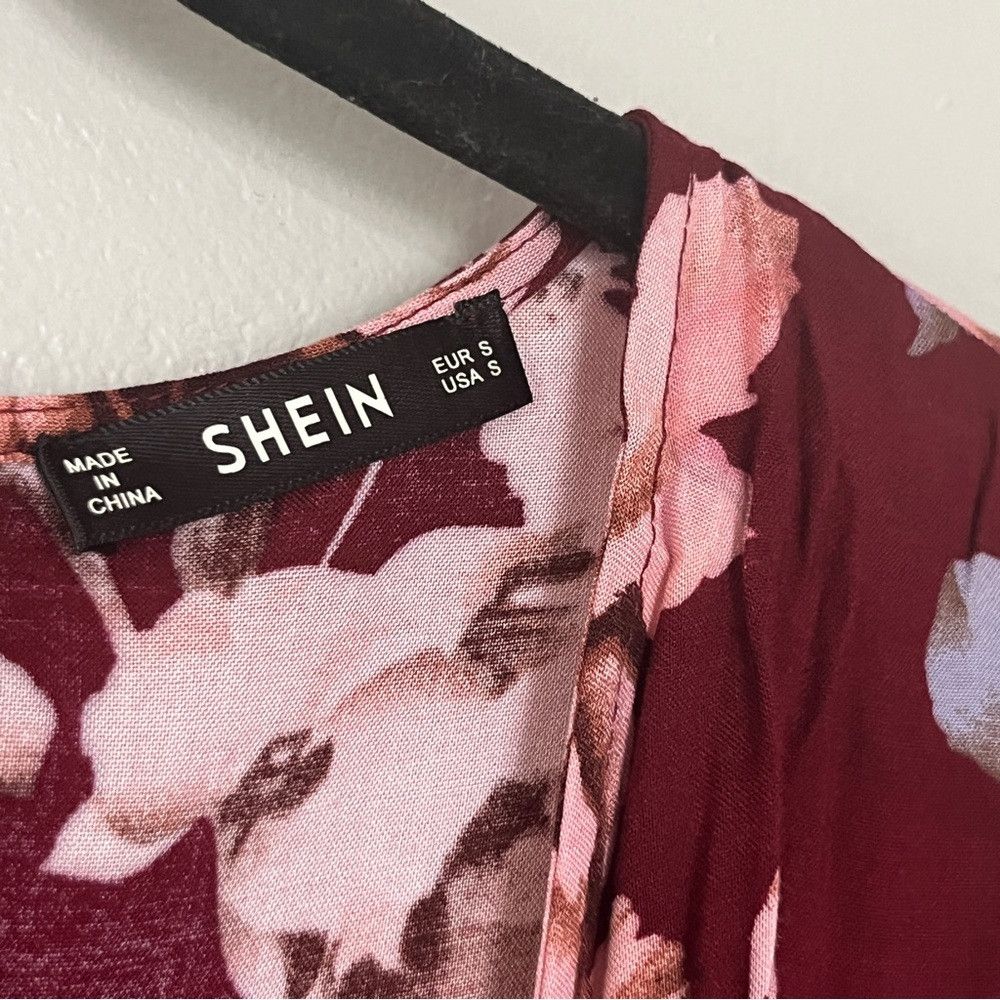 Shein Shein V Floral Tie Waist Wrap Playsuit Romper Jumpsuit Small Size 25" / US 0 / IT 36 - 4 Thumbnail