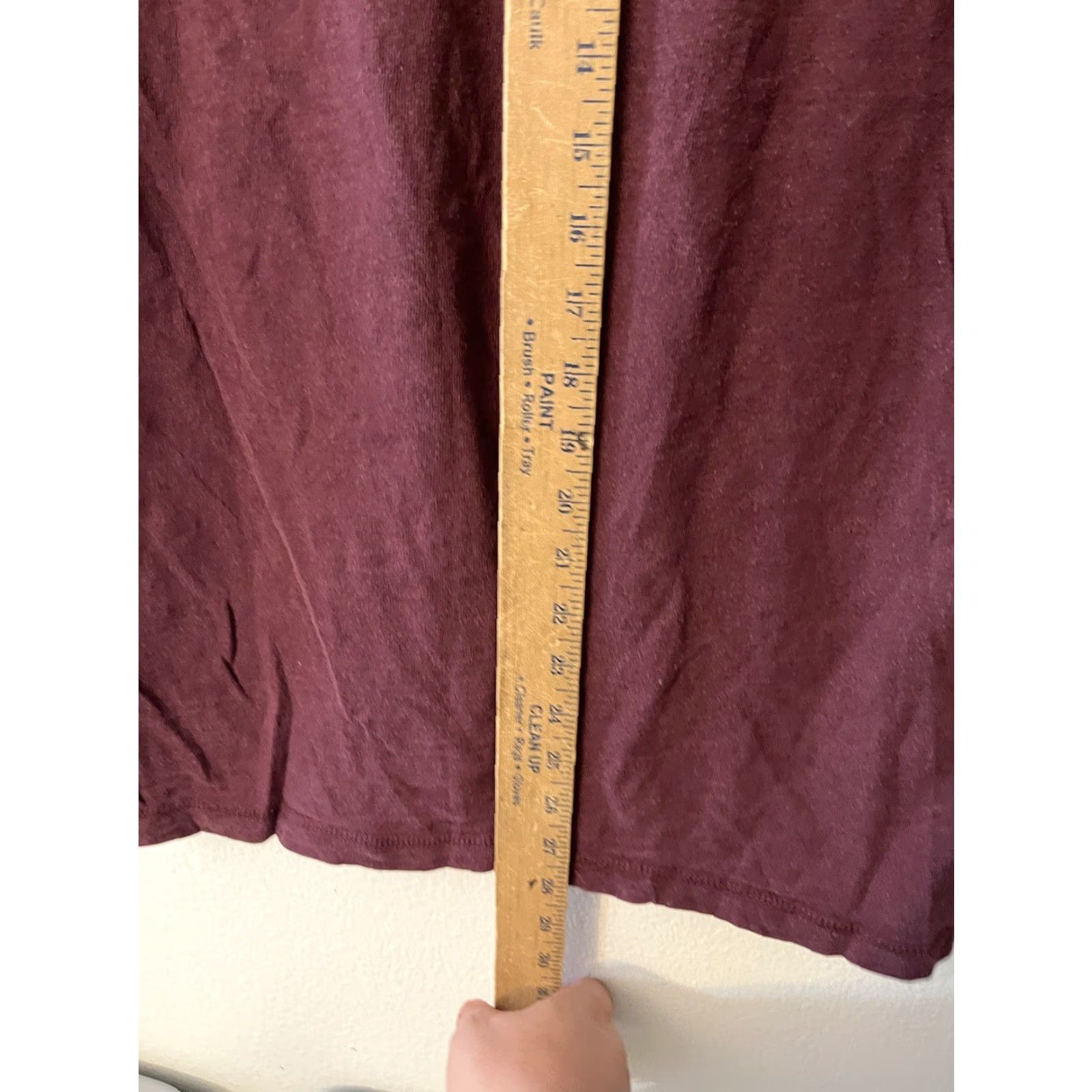 American Eagle Outfitters AMERICAN EAGLE MEN'S Super Soft Maroon Graphic T-Shirt Medium Relaxed Fit Crew Neck Logo All Seasons Size US M / EU 48-50 / 2 - 4 Thumbnail