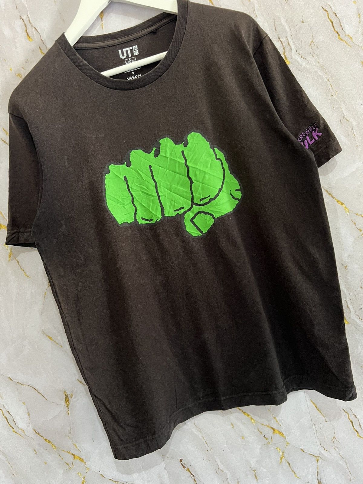 Uniqlo HULK MARVEL TSHIRT Size US L / EU 52-54 / 3 - 3 Thumbnail