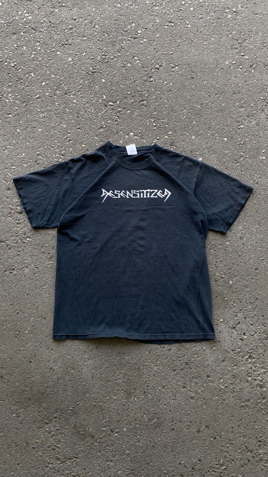 Vintage Desensitized Band Tee Size US L / EU 52-54 / 3 - 2 Thumbnail