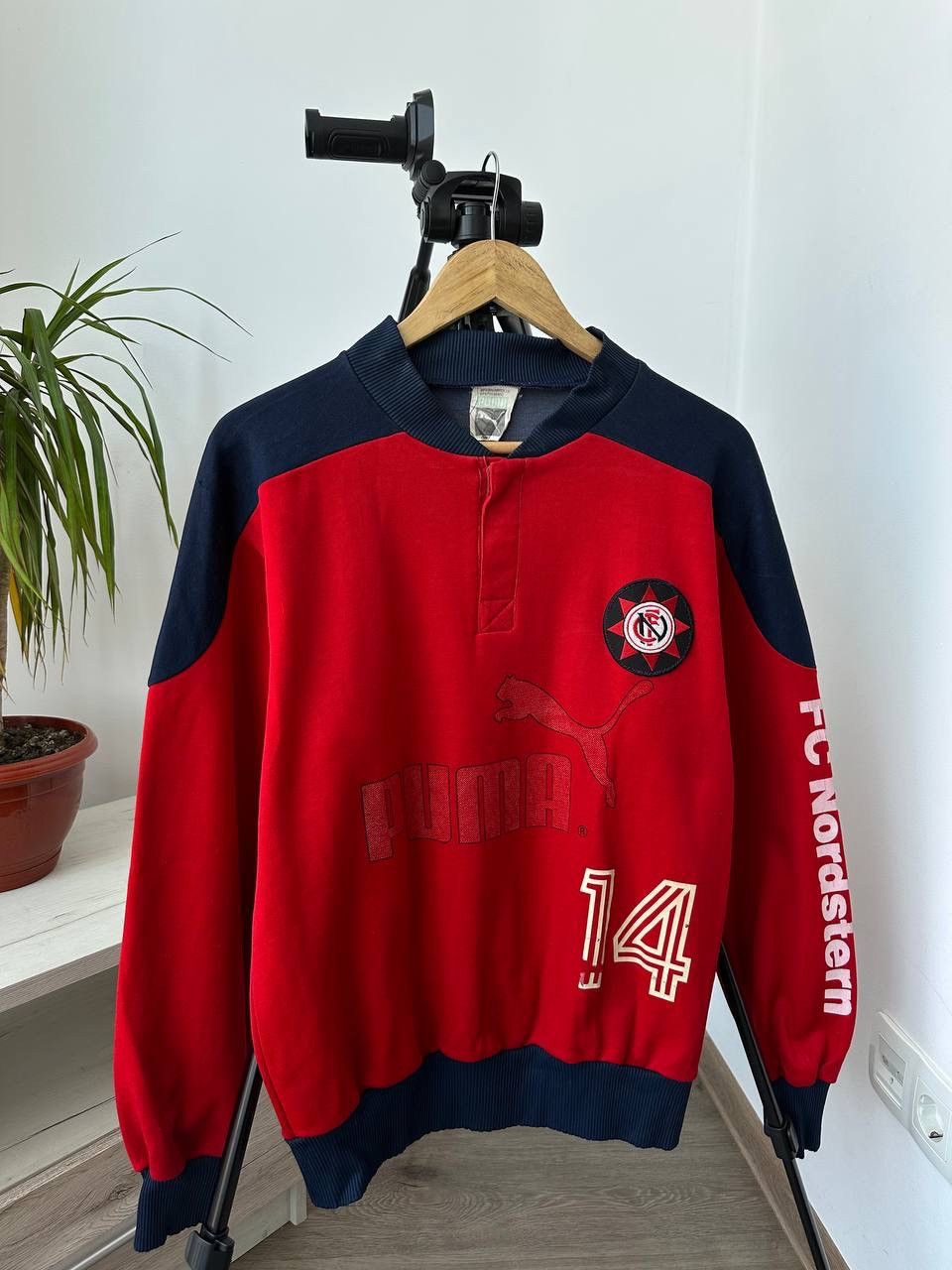 Japanese Brand × Vintage Vintage Football Soccer Jersey Puma 90s Red Sweatshirt Size US M / EU 48-50 / 2 - 8 Thumbnail