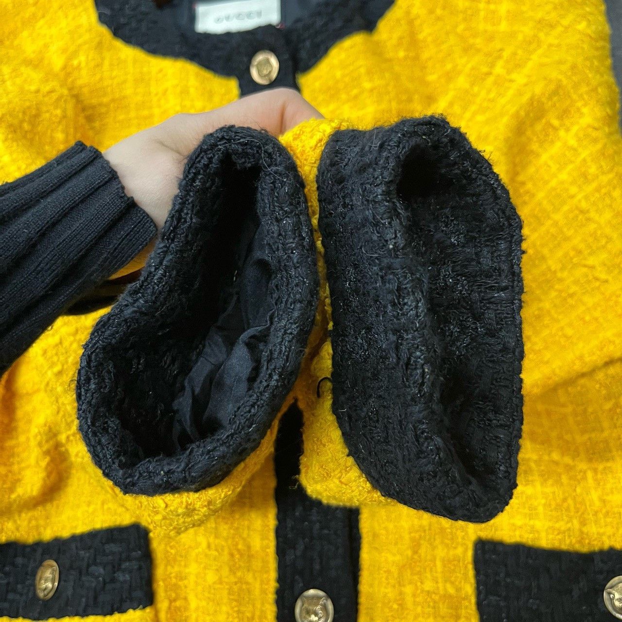 Gucci Gucci Yellow fragrance style braided cardigan sweater 2501- Size US XXS / EU 40 - 6 Thumbnail
