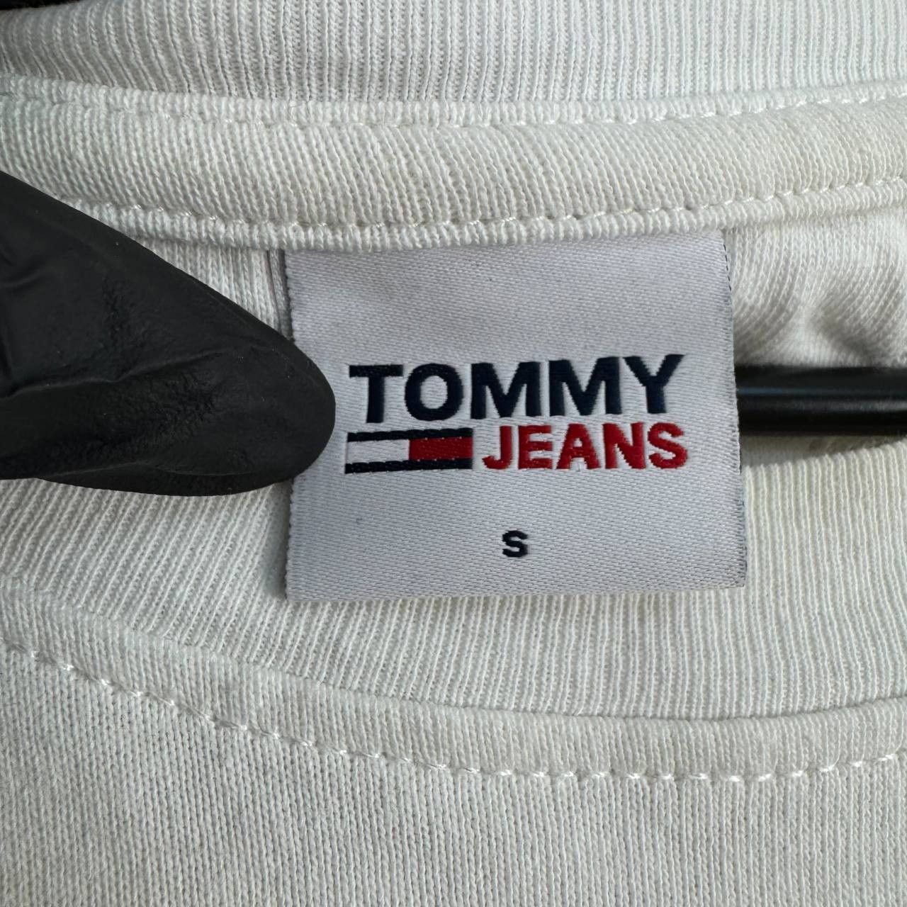 Tommy Hilfiger Tommy Hilfiger Big Logo T-Shirt White Flag Print Mens Size S Size US S / EU 44-46 / 1 - 7 Thumbnail