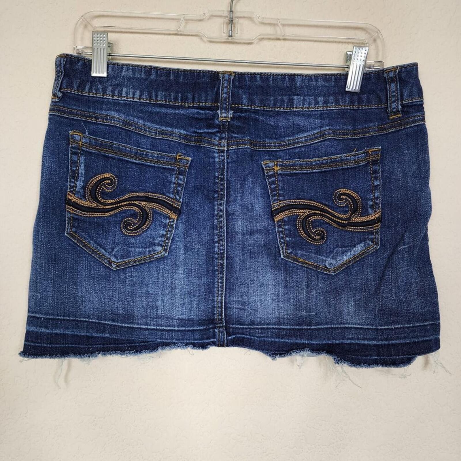 Other Candies Size 11 Denim Cutoff Mini Skirt Size 30" / US 8 / IT 44 - 1 Thumbnail