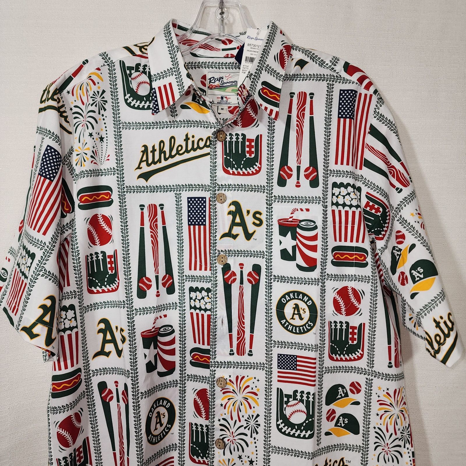 MLB Oakland A short sleeve button up shirt size Medium Size US M / EU 48-50 / 2 - 4 Thumbnail