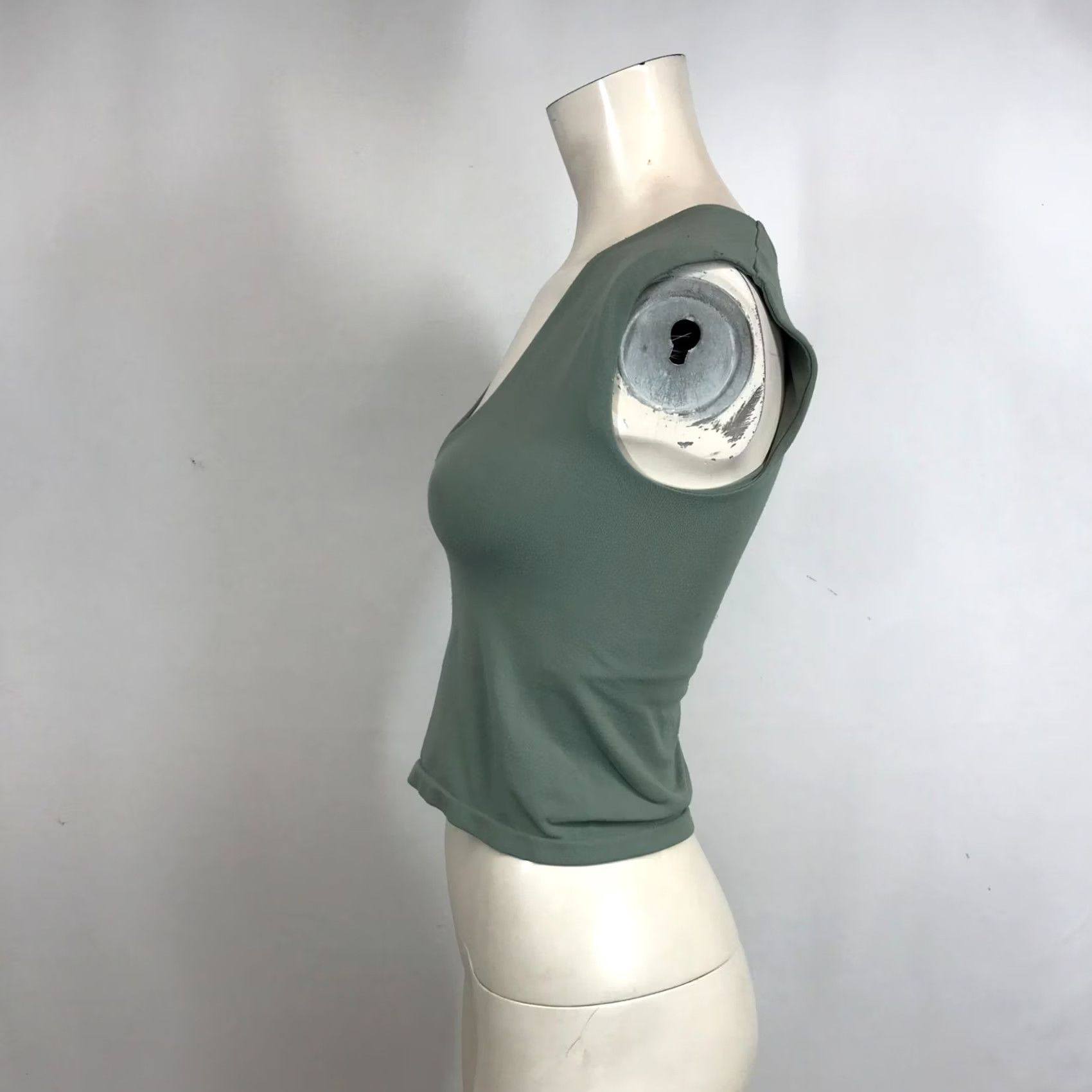 Vintage INTIMATELY FREE PEOPLE - WOMEN'S M/L - GREEN SLEEVELESS SCOOP NECK CROP TOP - PRE-OWNED GOOD Size M / US 6-8 / IT 42-44 - 6 Thumbnail