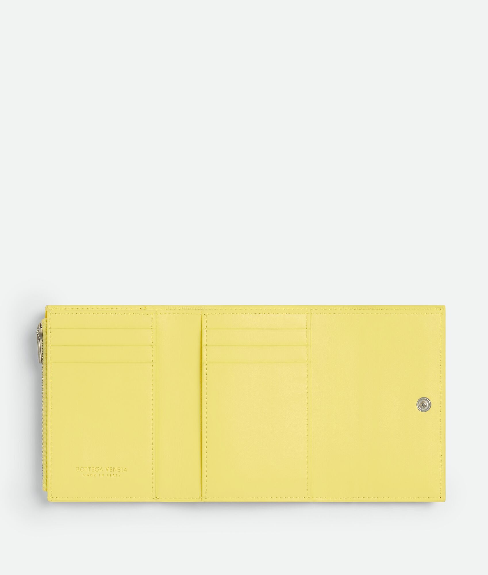 Bottega Veneta o1n1vont0425 Size: OS / Cassette Tri-Fold Zip Wallet Size ONE SIZE - 2 Thumbnail