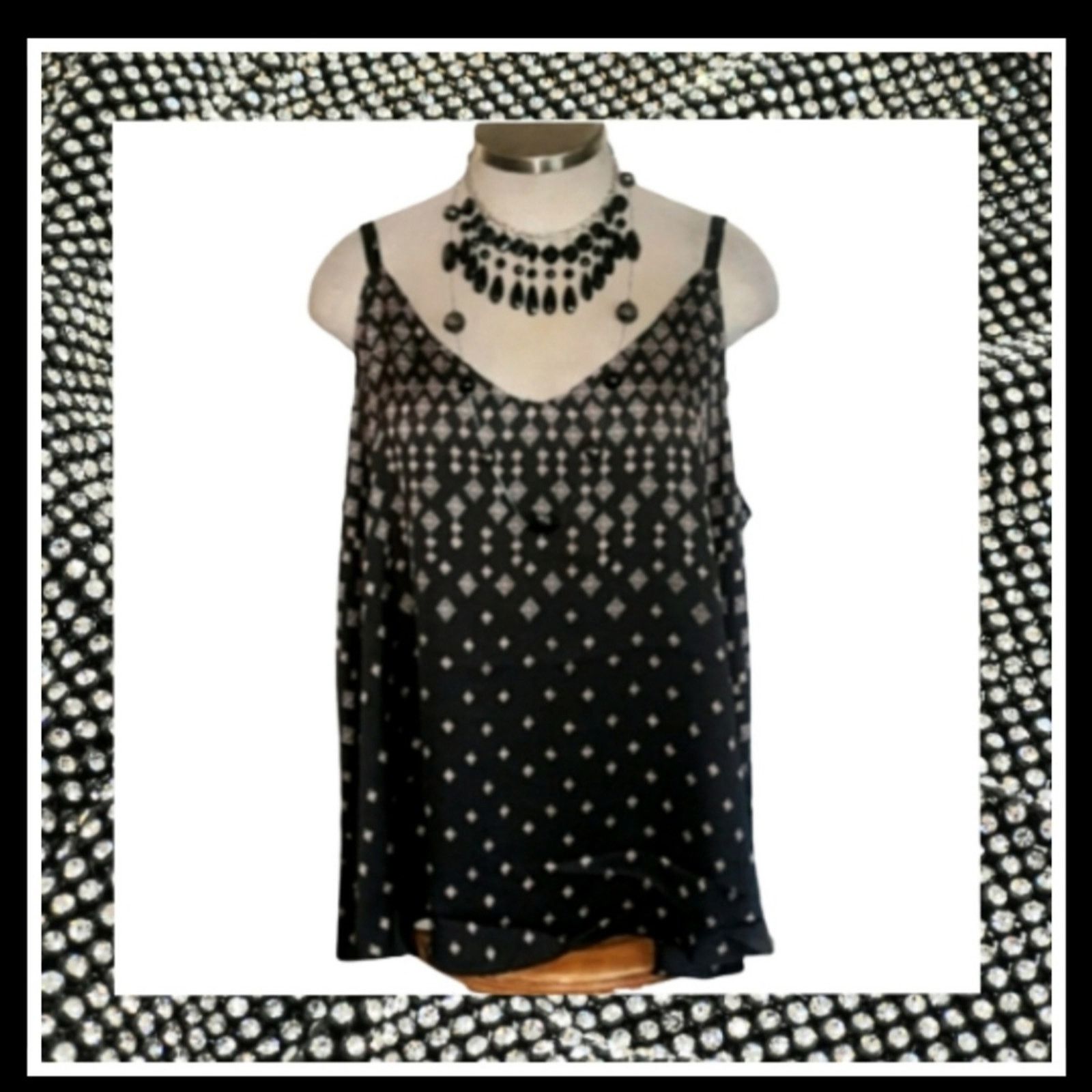 Torrid TORRID ☆ BLACK SATIN ☆ SWING CAMI TOP ☆ 4x ☆ NWT Size 4XL / US 24-26 - 1 Thumbnail