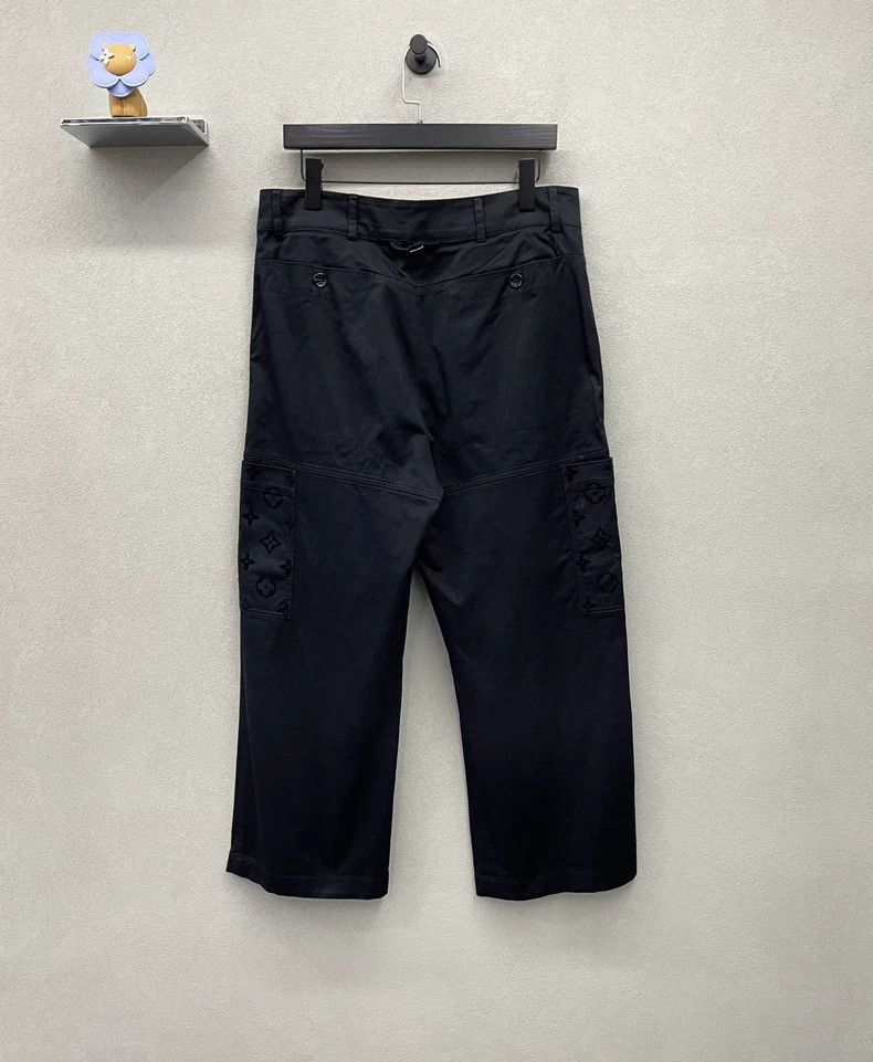 Louis Vuitton Louis Vuitton size US 50 Flocked black trousers Size US 34 / EU 50 - 2 Thumbnail