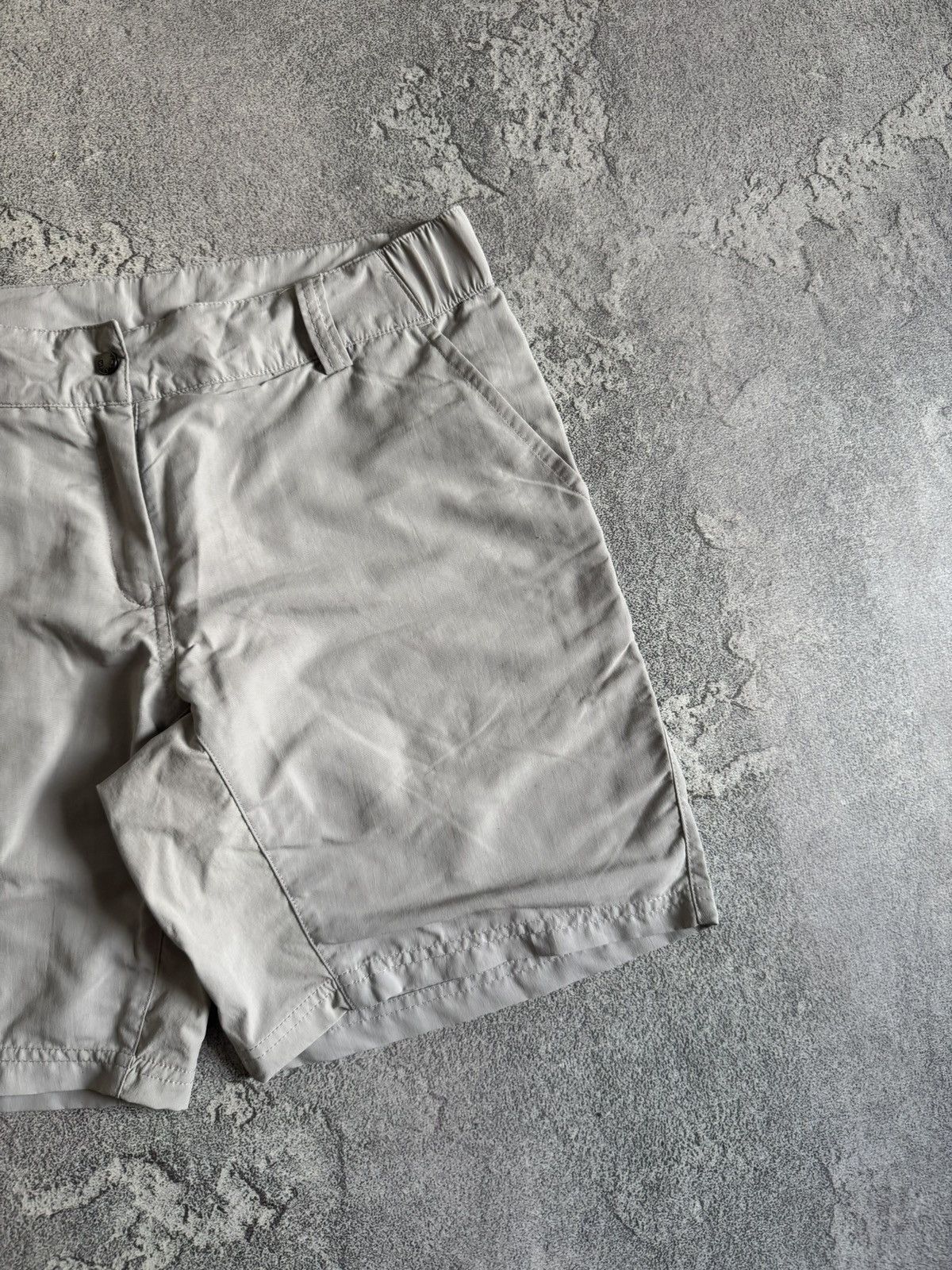 Salomon Salomon US6/I42/FR38 outdoor cargo shorts 🩳 gorpcore Size 28" / US 6 / IT 42 - 9 Thumbnail