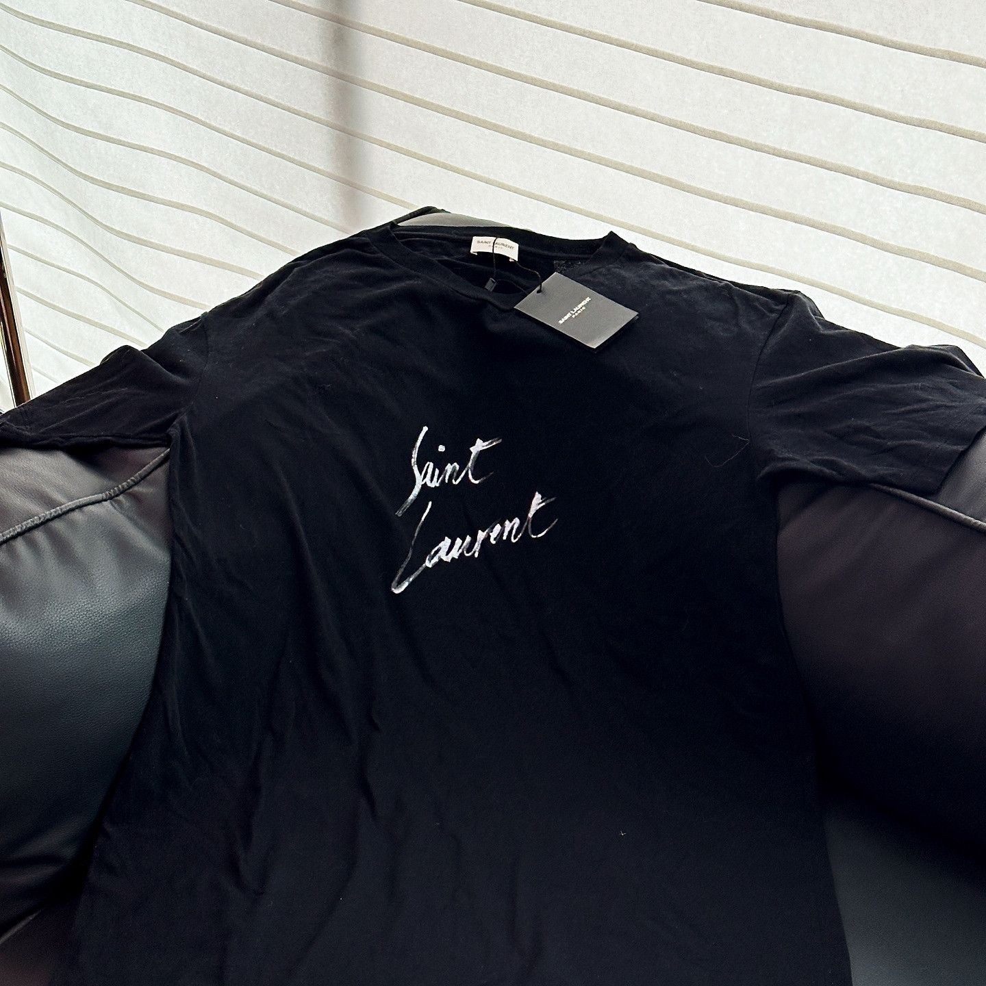 Saint Laurent Paris Saint Laurent Script Logo T-Shirt Size M Size US M / EU 48-50 / 2 - 1 Thumbnail