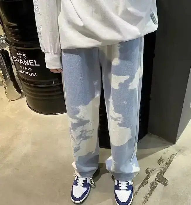 Japanese Brand Blue White Straight Tie-dye Jeans Denim Pants Size US 32 / EU 48 - 4 Thumbnail