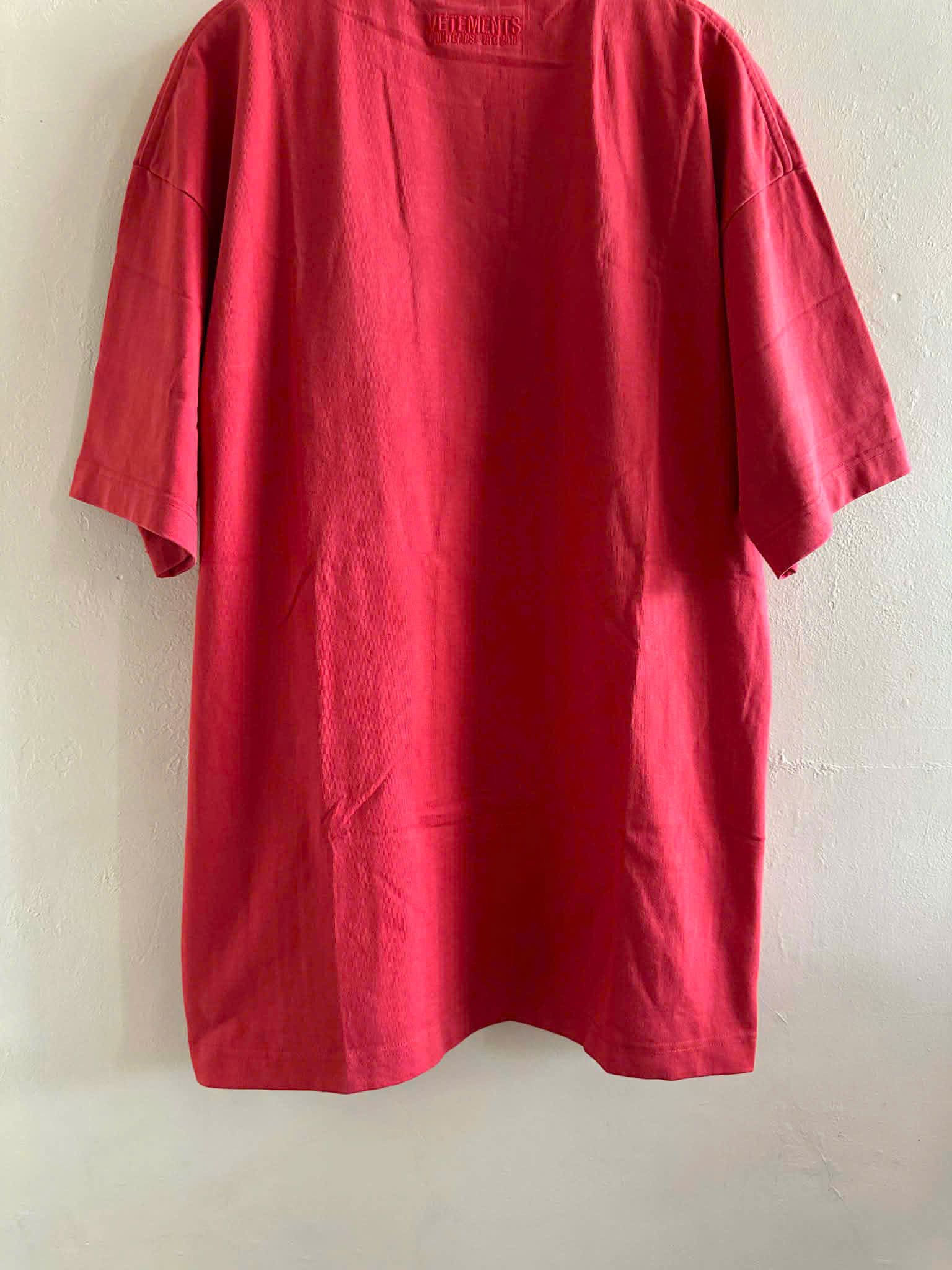 Vetements VETEMENS T SHIRT Size US XS / EU 42 / 0 - 8 Thumbnail