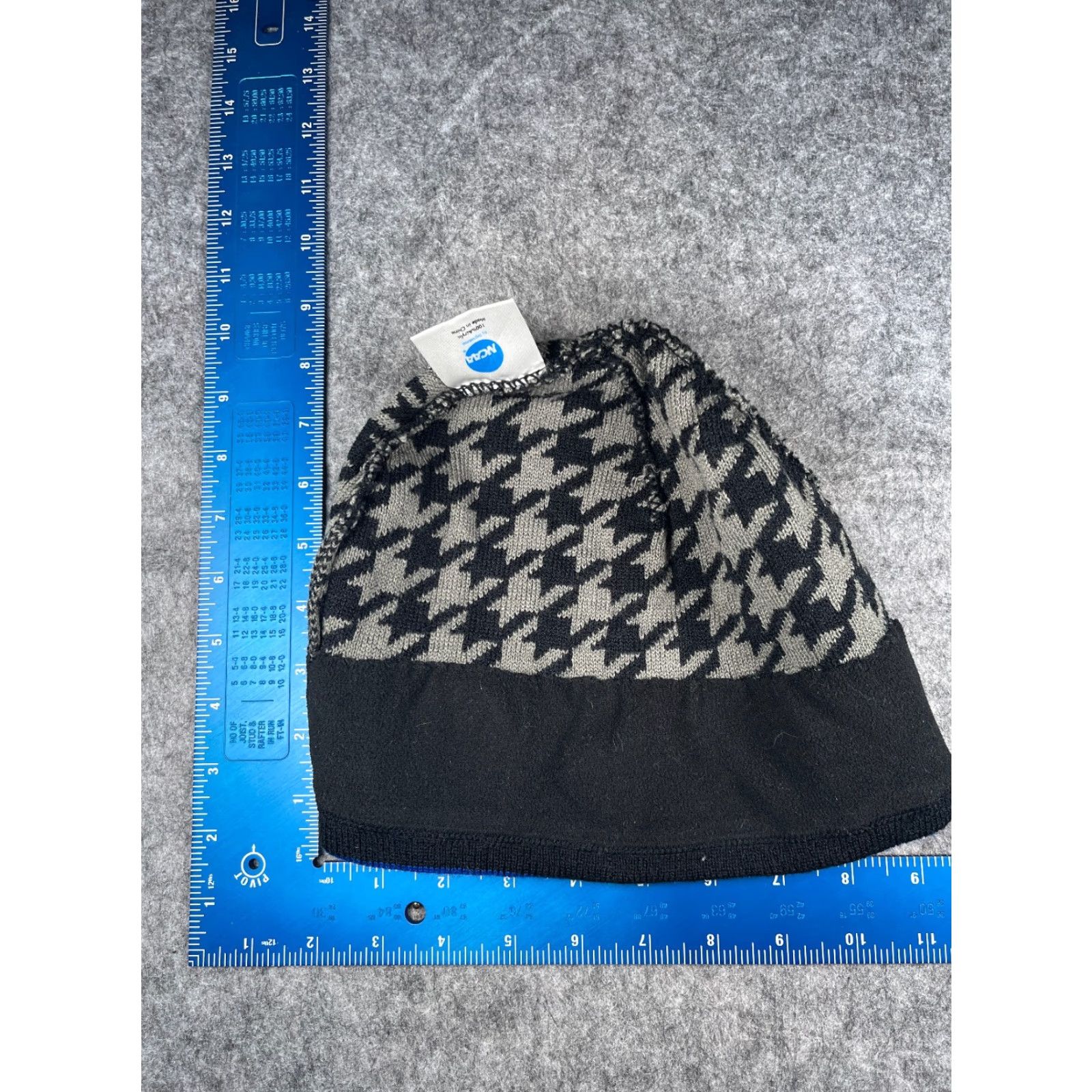 NCAA NCAA Beanie Adult One Size Gray Black Houndstooth Acrylic Knit Beanie Hat Mens Womens Unisex Outdoors Seasonal Fall Winter Lightweight Adjustable Size ONE SIZE - 5 Thumbnail