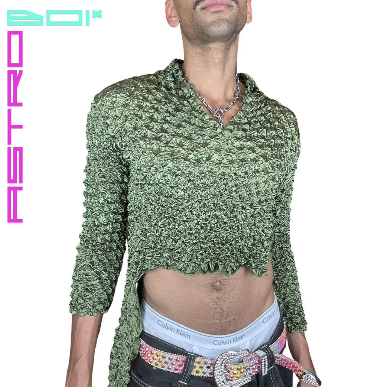 Other ASTROBOI* GREEN ASYMMETRIC PLEATED POPCORN CROPPED TOP Size US M / EU 48-50 / 2 - 2 Thumbnail