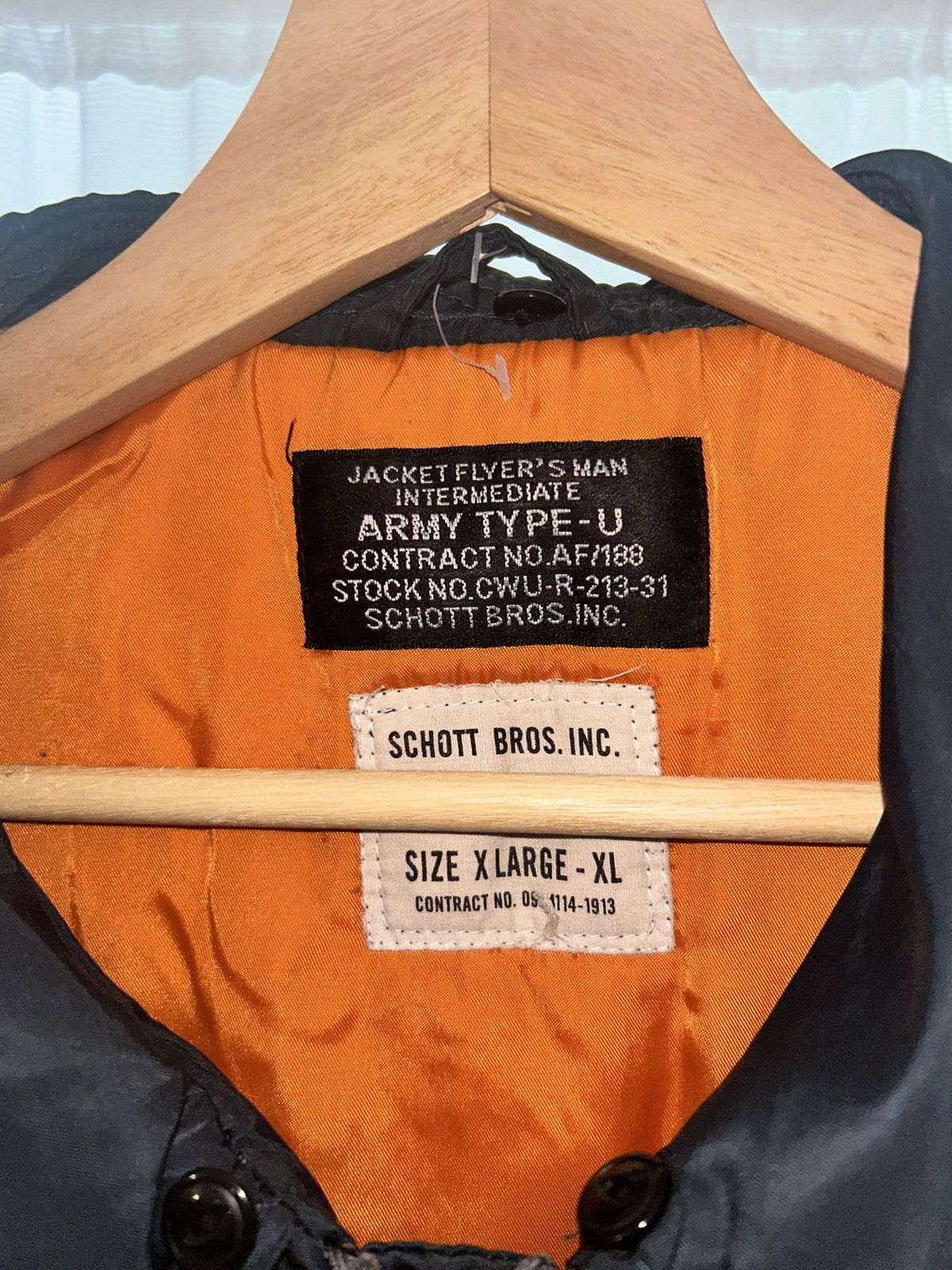 Schott Schott 90’s Bomber Flight Jacket Size US L / EU 52-54 / 3 - 4 Thumbnail