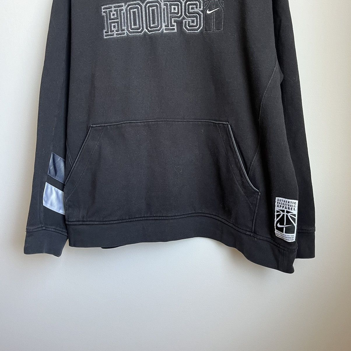 Vintage Vintage Y2K Nike Hoops Hoodie Size XL Size US XL / EU 56 / 4 - 4 Thumbnail