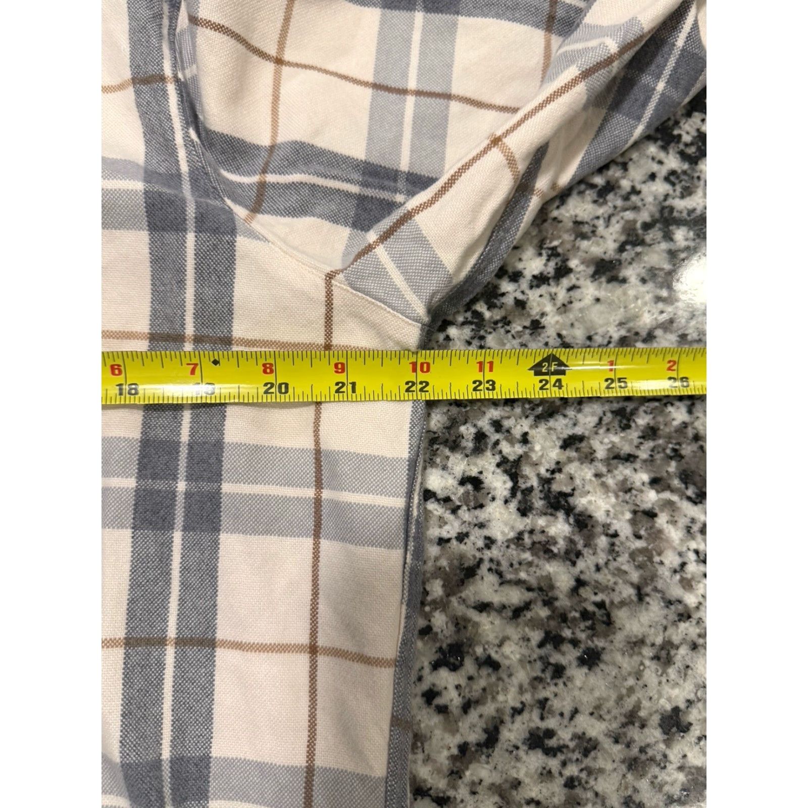 Frank & Eileen Frank & Eileen Shirt in Cream Plaid Relaxed Button-Up Womens S EUC Size S / US 4 / IT 40 - 5 Thumbnail