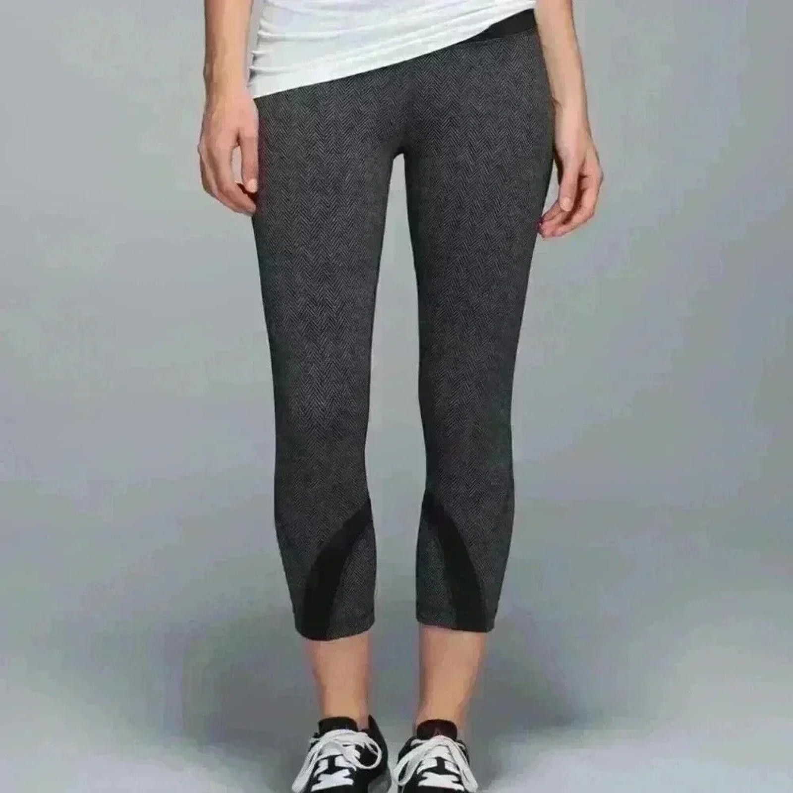 Lululemon Lululemon - Luxtreme Herringbone in Heathered Black - Size 6 Size 28" / US 6 / IT 42 - 6 Thumbnail