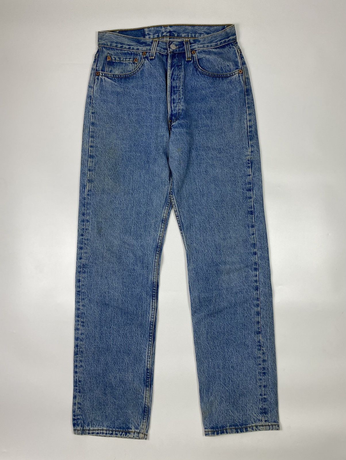 Levi's Vintage Clothing size 29x32 vintage 90s levis 501 blue jeans pant Size US 29 - 15 Thumbnail