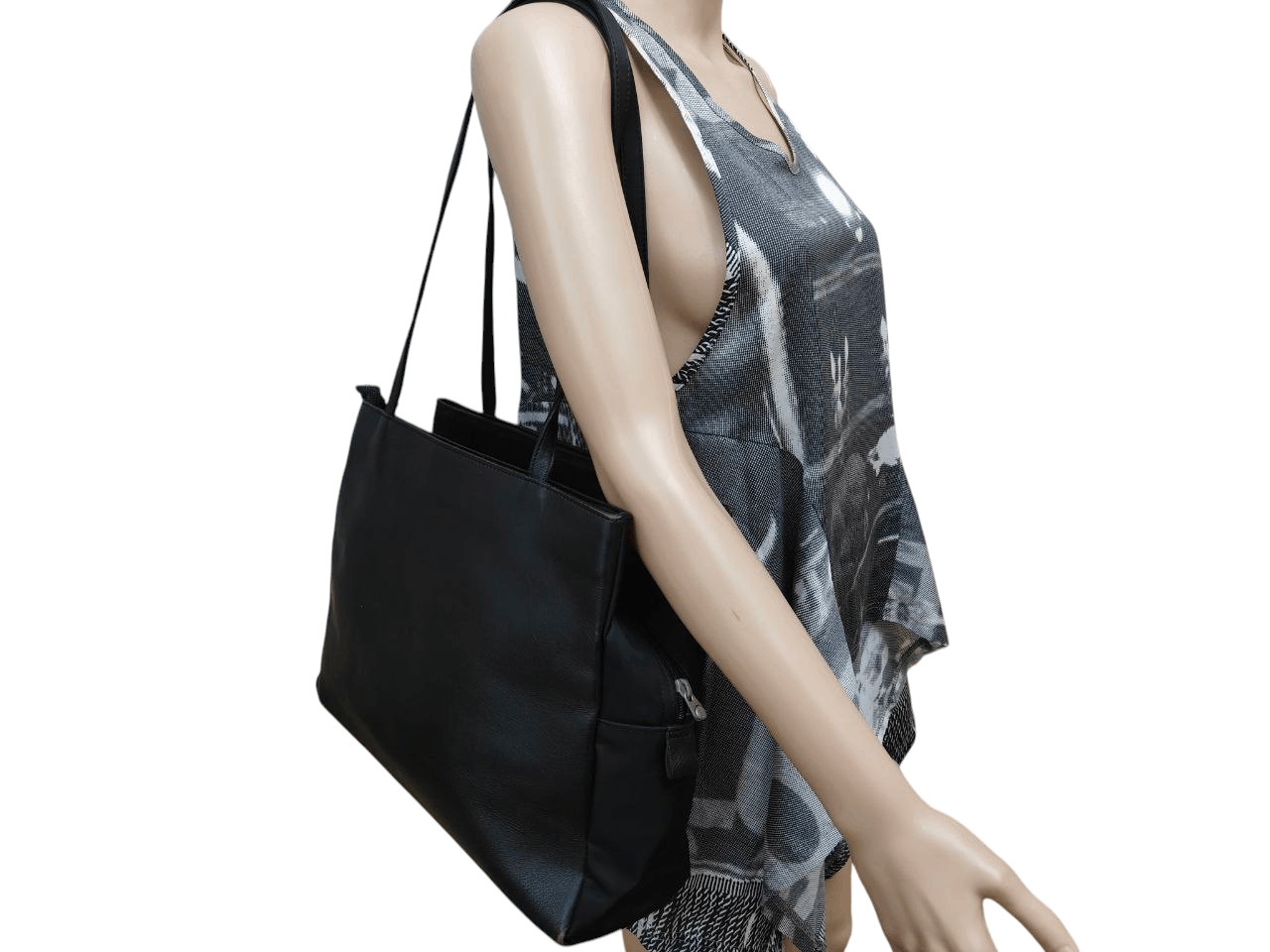 Issey Miyake Tsumori Chisato Leather Handbag Size ONE SIZE - 1 Thumbnail