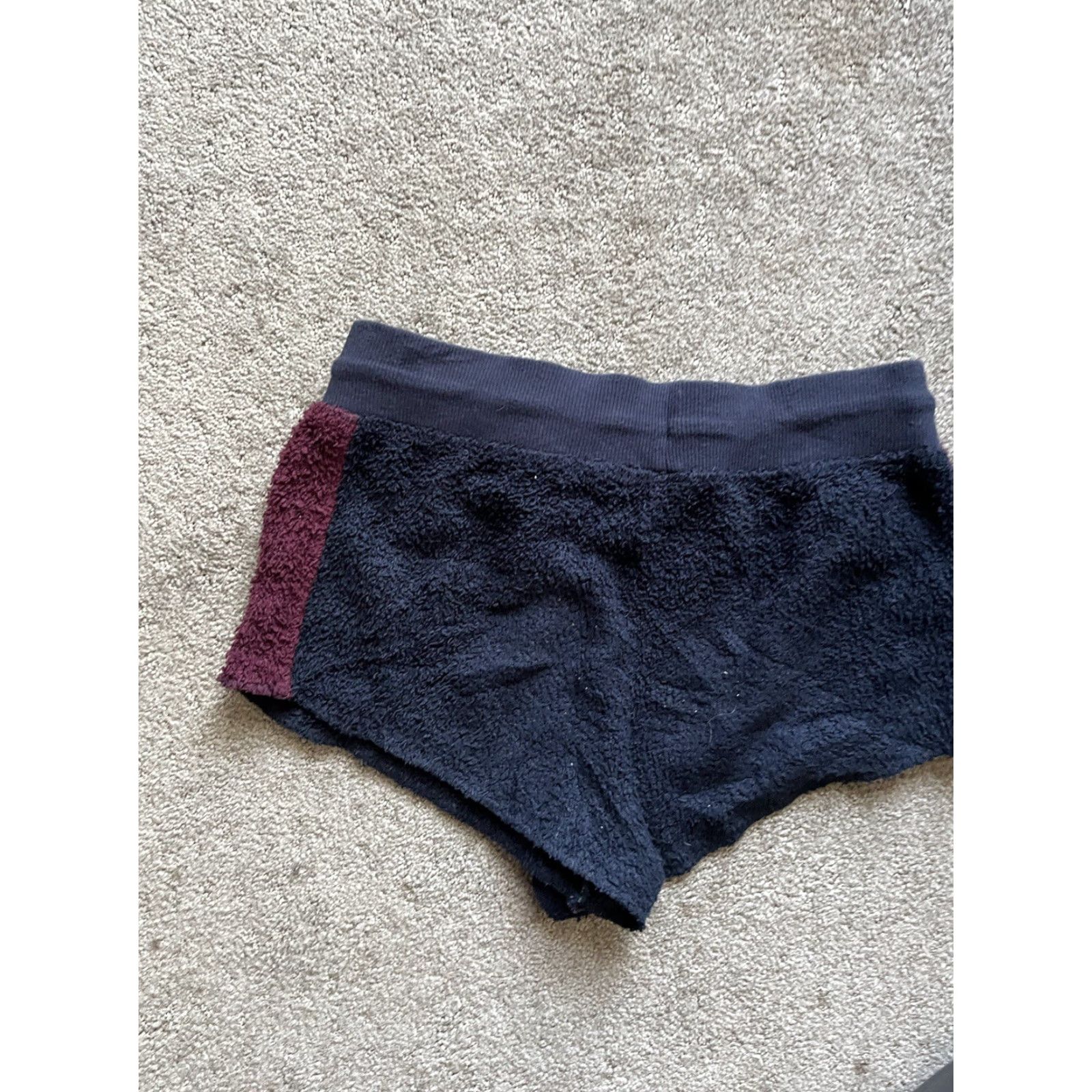 Tommy Hilfiger Tommy Hilfiger shorts Women’s Size Small Lounge Sherpa Size 28" / US 6 / IT 42 - 2 Thumbnail