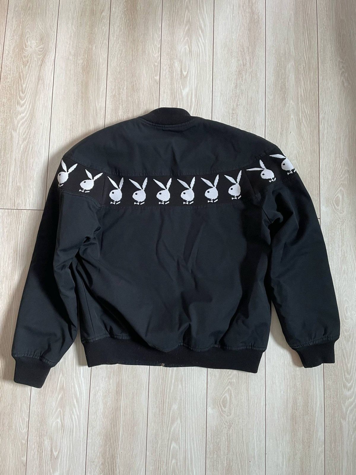 Supreme Used Supreme Playboy Crew Jacket Authentic Size M Rare Size US M / EU 48-50 / 2 - 4 Thumbnail