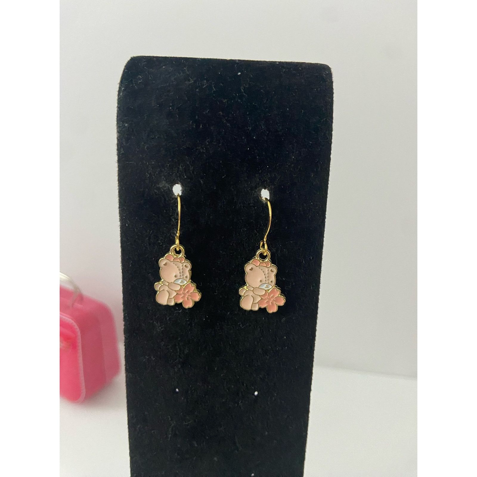 Other Little pink teddy bear earrings Size ONE SIZE - 1 Thumbnail