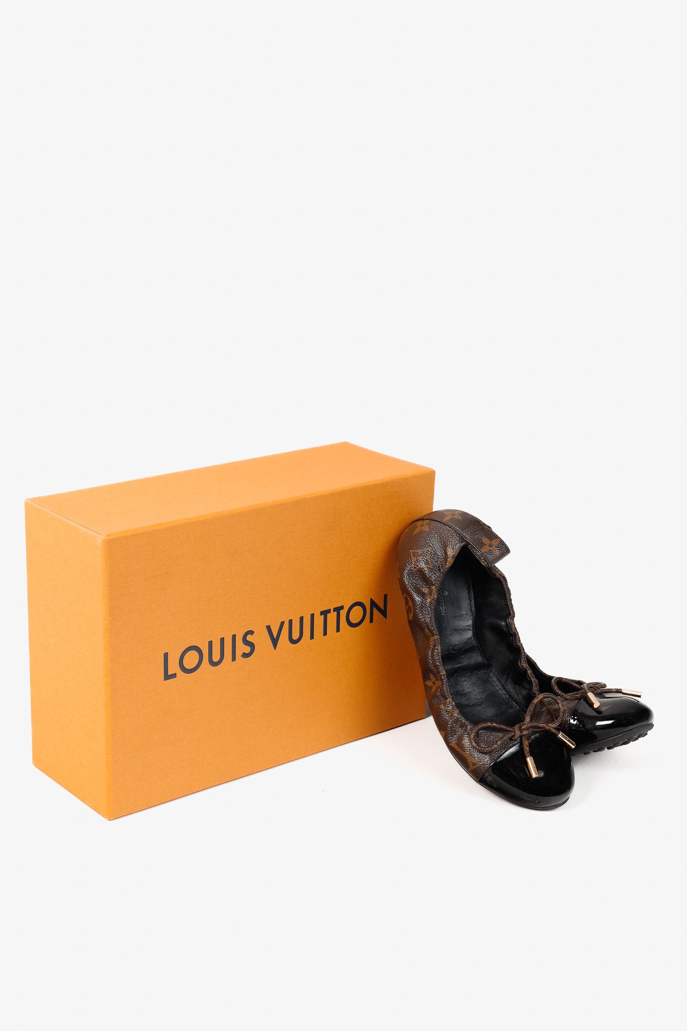 Louis Vuitton Louis Vuitton Flirty Monogram Canvas Cap-Toe Bow Flats Size US 6.5 / IT 36.5 - 11 Thumbnail